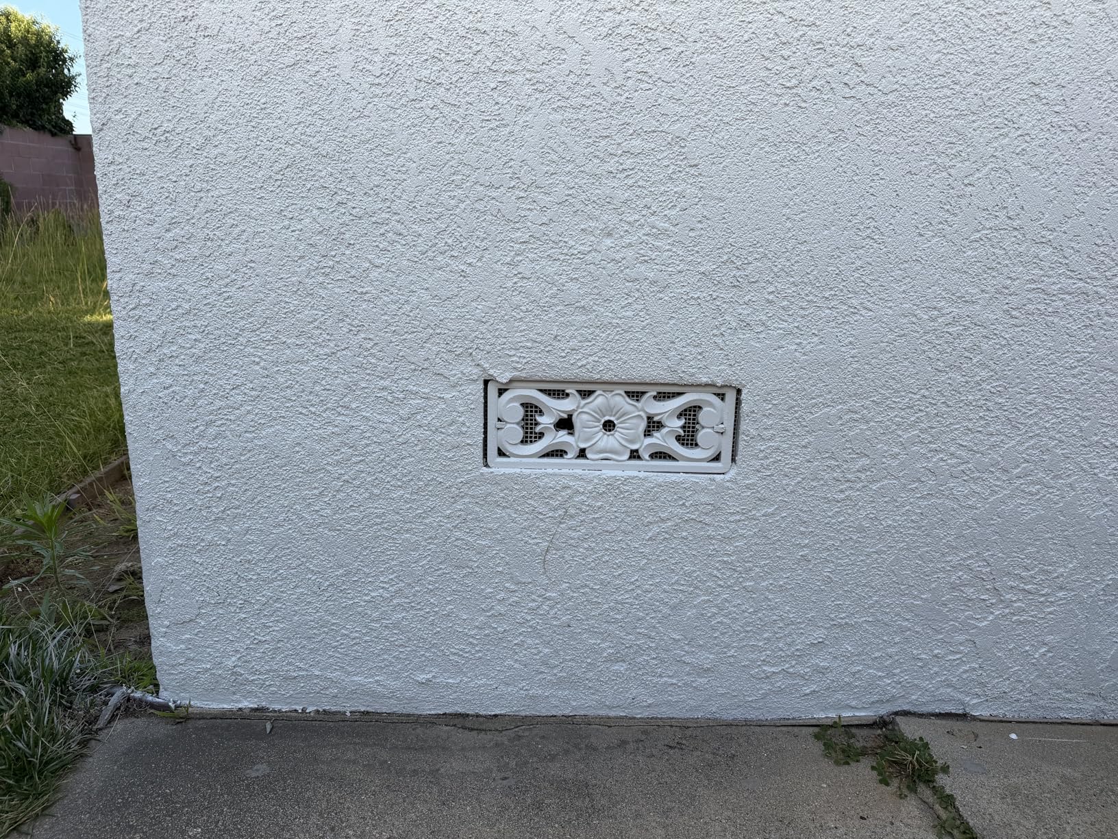 FV100-8H Easy Replacement Vent, Foundation Crawlspace and Garage 5x14 Rough Opening, Galvanized Mesh customer photo 2