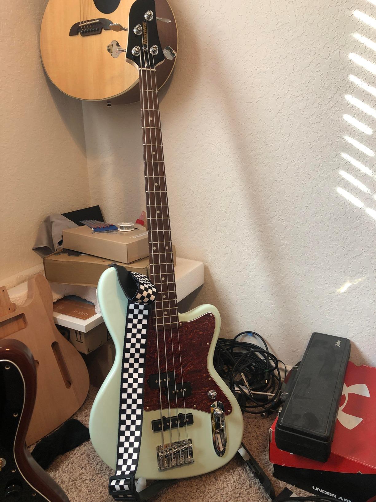 Ibanez TMB100 - Mint Green (4-String Electric Bass Guitar) customer photo 1