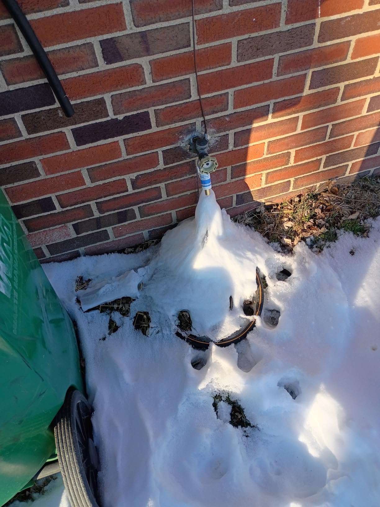 Freeze Miser Outdoor Faucet & Spigot Freeze Protection - Patented Valve Shield, Activates at Water Temperature Below 37F/3C - Durable Winter Cover Alternative - Quick Install, Saves Water - 1 Pack customer photo 1