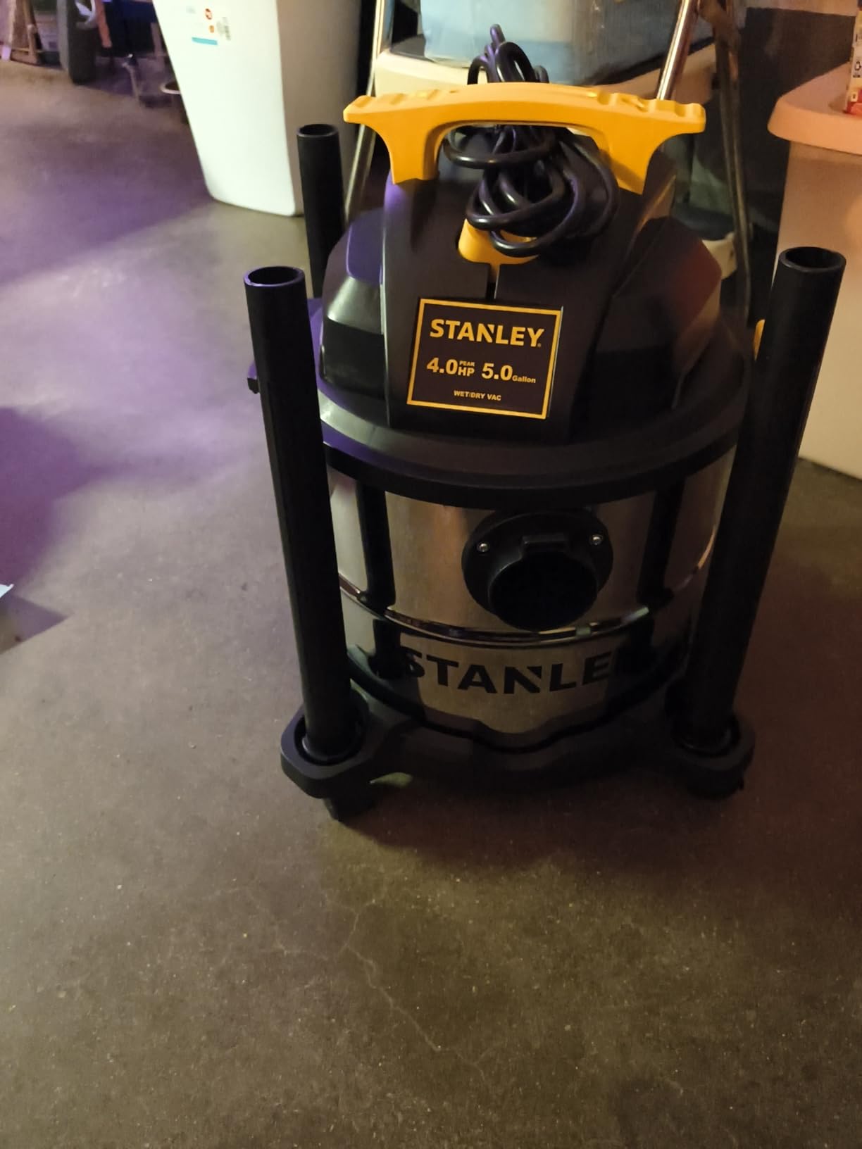 STANLEY Shop Vacuum 5 Gallon 4 HP Wet Dry Vac with Blower Function SL18115 customer photo 1