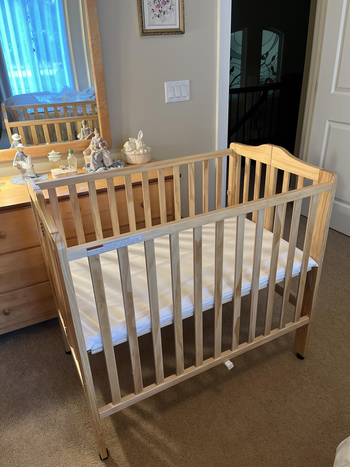 Delta Children Folding Portable Mini Baby Crib with 1.5-inch Mattress - Greenguard Gold Certified, Grey customer photo 2