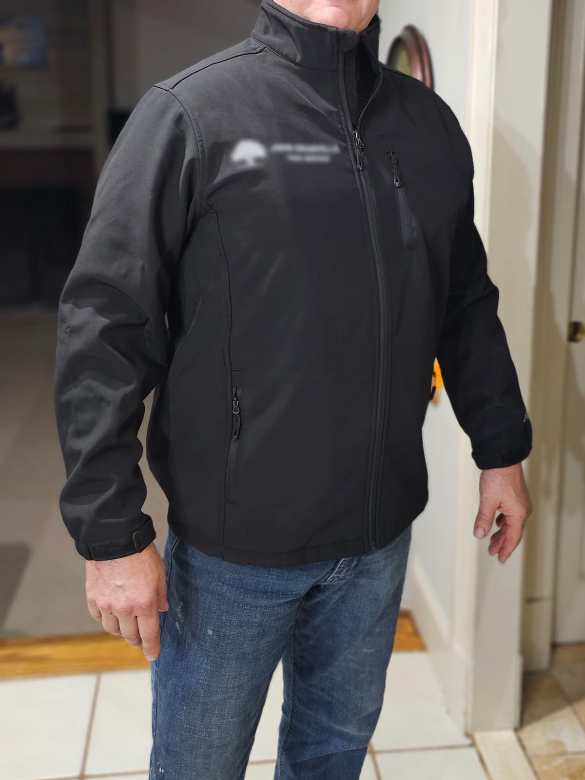 TRAILSIDE SUPPLY CO. Men's Softshell Jacket Fleece Lined Windbreaker, Lightweight Water Resistant Winter Coat customer photo 1