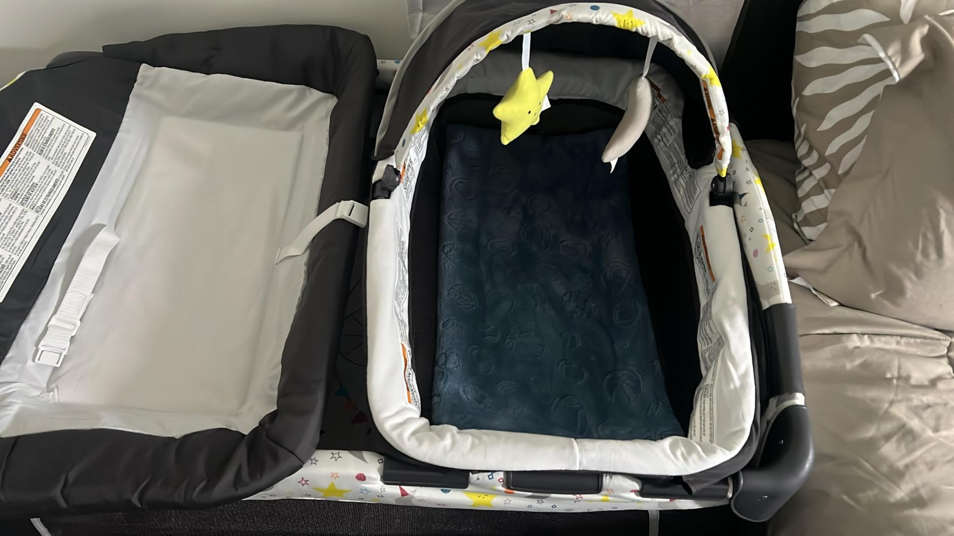 Baby Trend Lil' Snooze Deluxe II Nursery Center, Twinkle Twinkle Little Moon customer photo 2