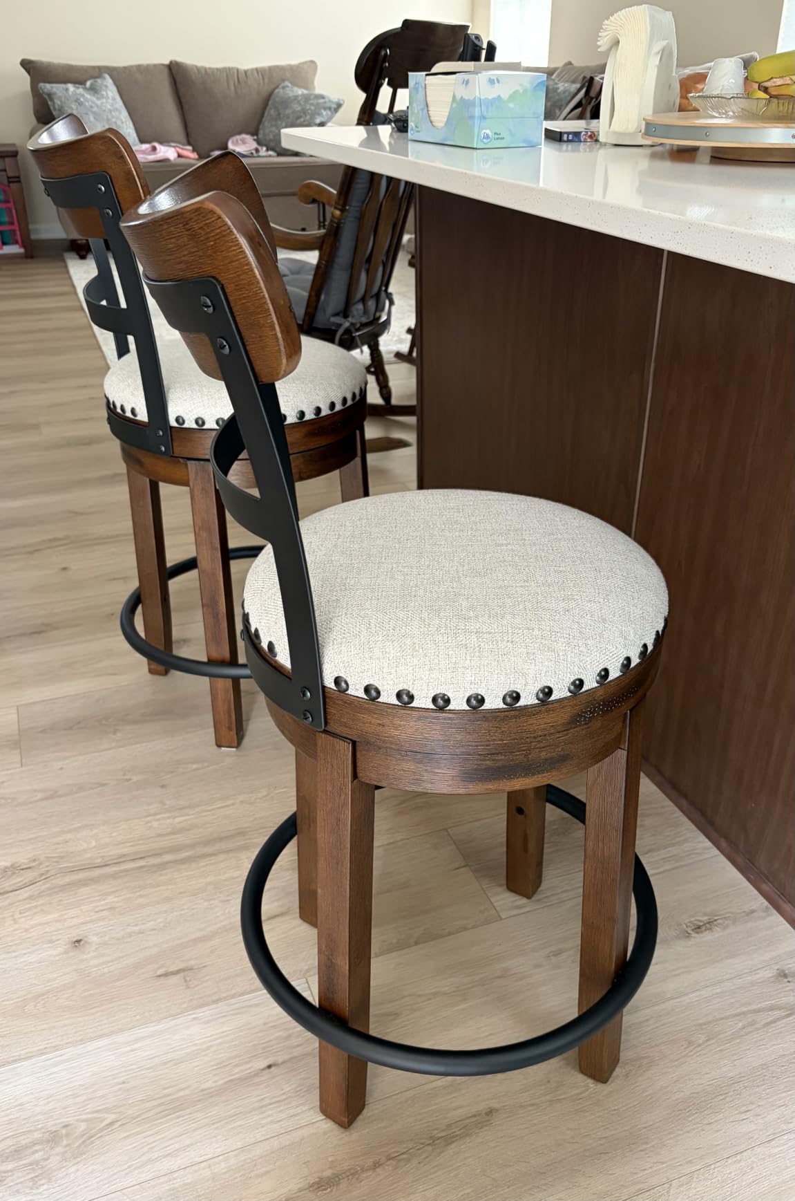 Signature Design by Ashley Valebeck Swivel Barstool With Back, Rustic-Industrial Wood and Metal, 360-Degree Swivel Counter Height Stool for Kitchen Island Seating, Linen Color customer photo 2