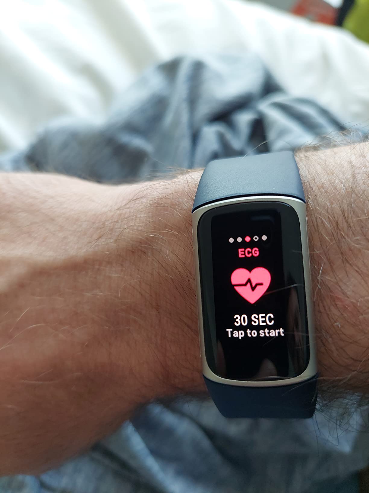 Fitbit Inspire HR Heart Rate and Fitness Tracker, One Size (S and L Bands Included), 1 Count customer photo 2