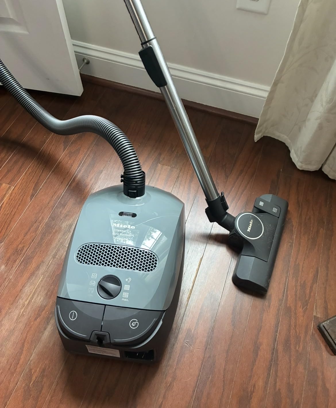 Miele Classic C1 Pure Suction Bagged Canister Vacuum, Graphite Grey - Portable, Household customer photo 1