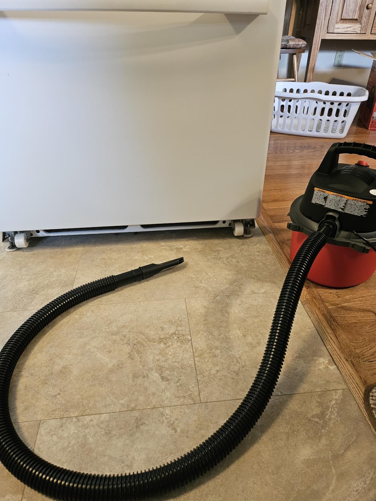 CRAFTSMAN CMXEVBE17250 2.5 Gallon 2.5 Peak HP Wet Dry Shop Vacuum customer photo 1
