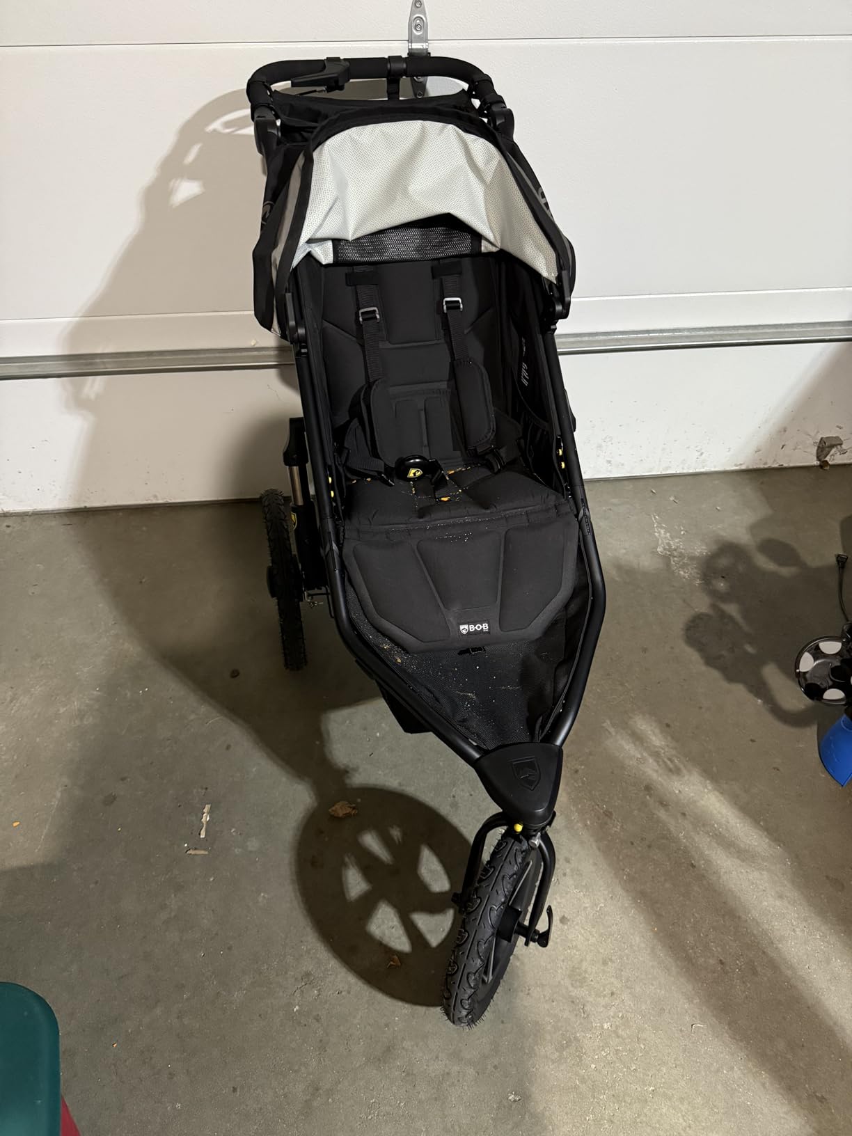 BOB Gear Alterrain Pro Jogging Stroller - Black | All Terrain, All Weather Jogger Stroller; SmoothShox Suspension & Air-Filled Tires; Car Seat Compatible customer photo 2