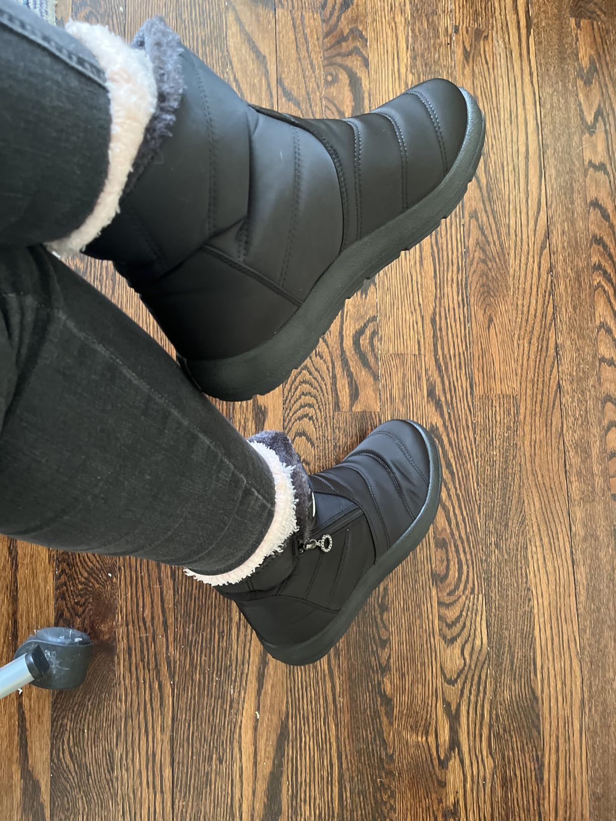 Hsyooes Womens Warm Fur Lined Winter Snow Boots Waterproof Ankle Boots Outdoor Booties Comfortable Shoes for Women customer photo 1