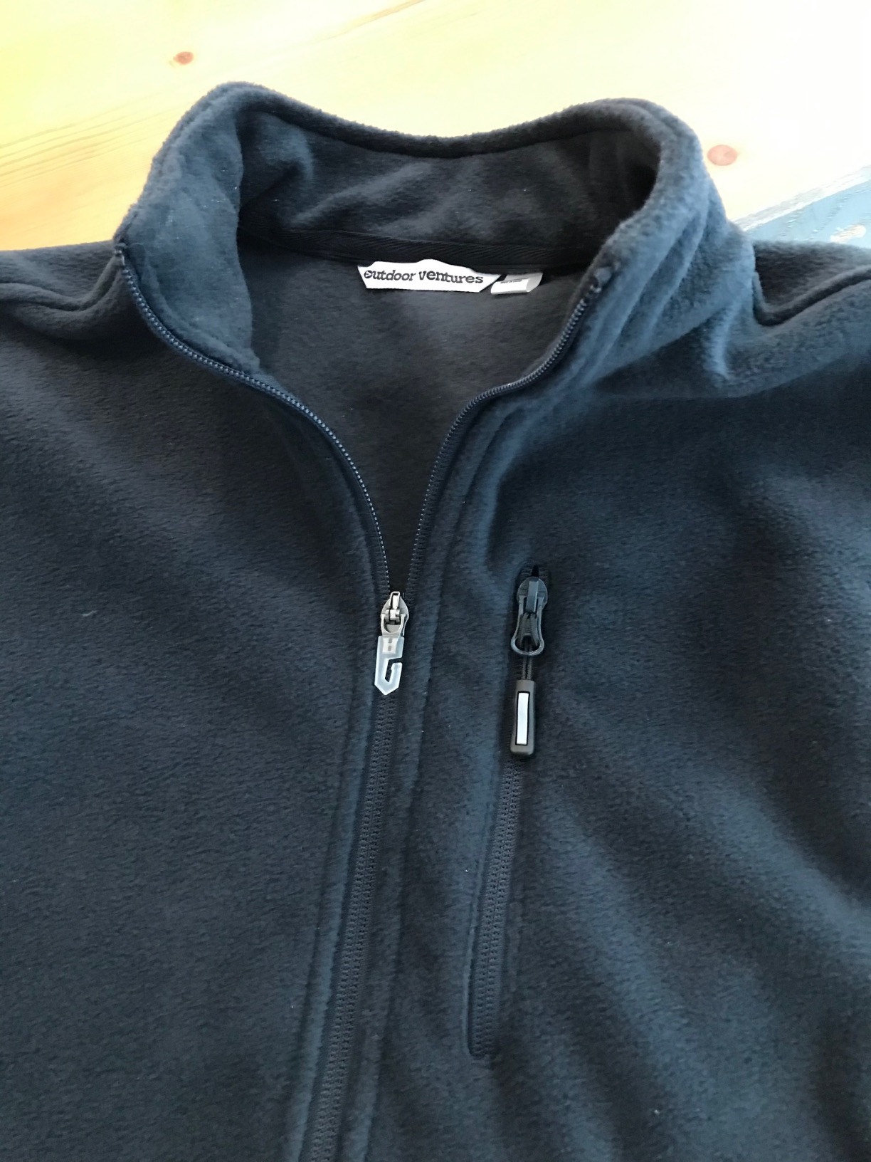 Outdoor Ventures Men's Full-Zip Lightweight Polar Fleece Vest Outerwear with 5 Pockets Warm Winter Sleeveless Jacket Casual customer photo 1