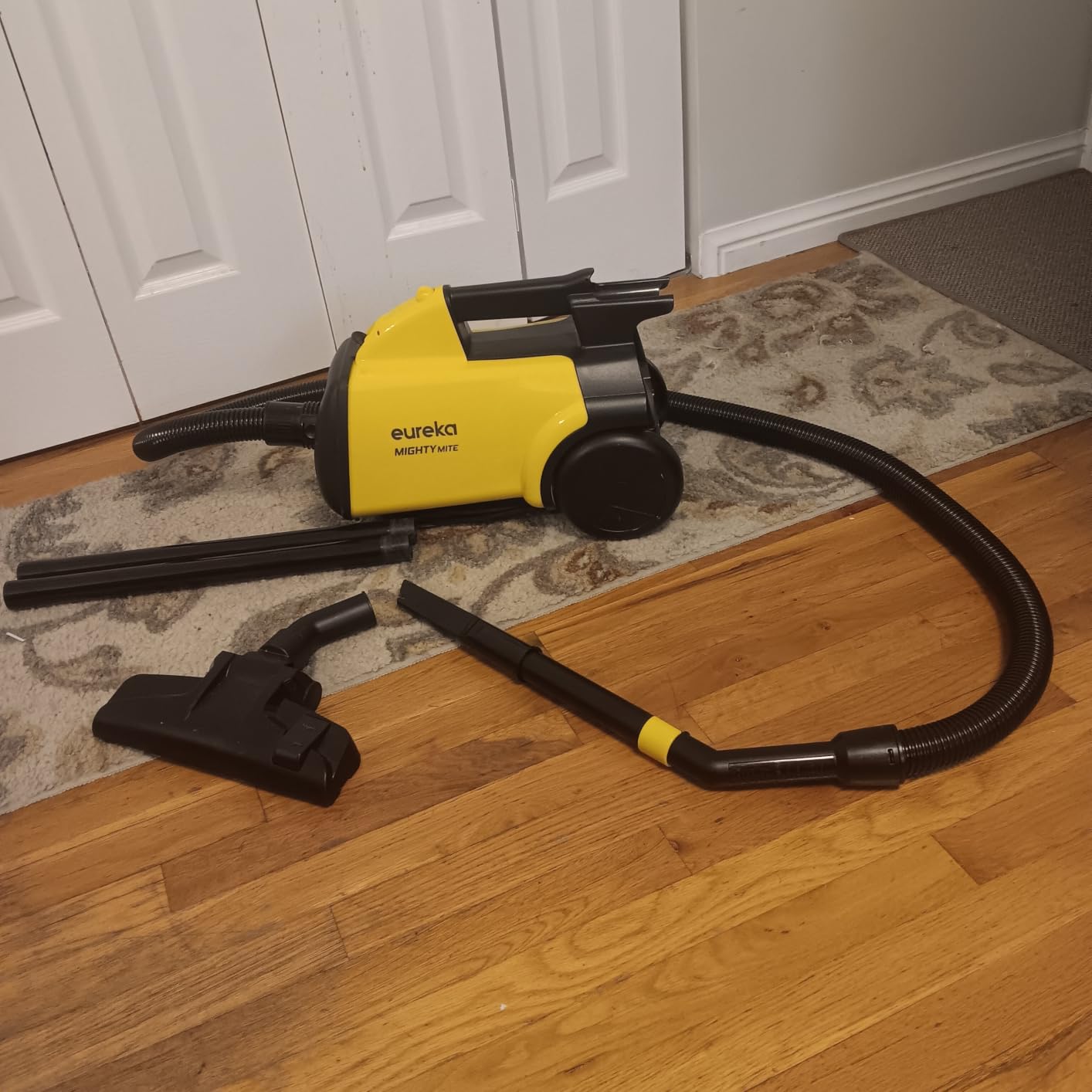 Eureka 3670M Canister Cleaner, Lightweight Powerful Vacuum for Carpets and Hard Floors, w/ 5bags, Yellow customer photo 1