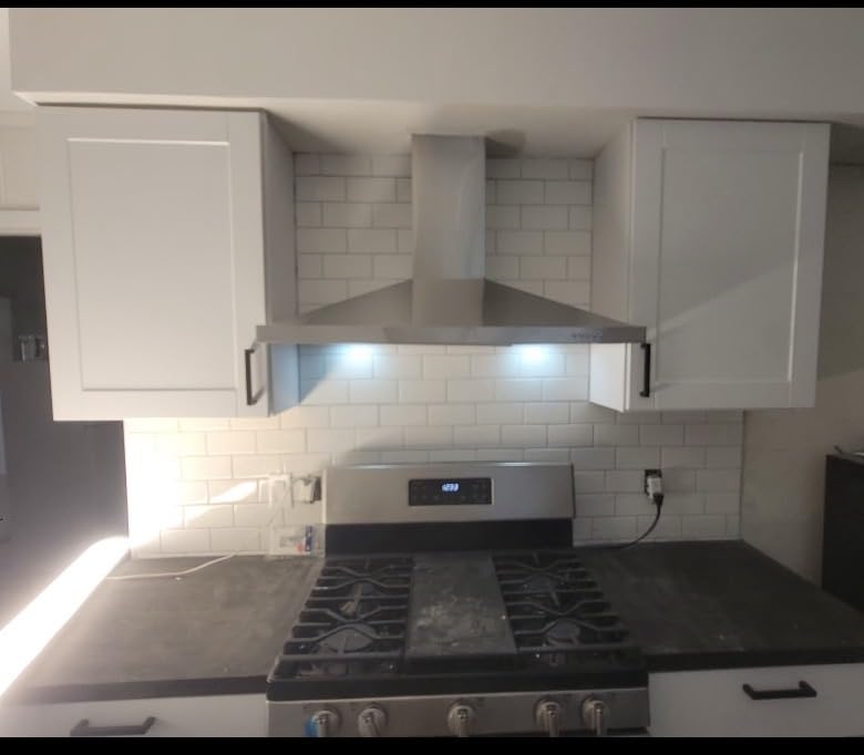 Tieasy Wall Mount Range Hood 30 inch with Ducted/Ductless Convertible Duct, Stainless Steel Chimney-Style Over Stove Vent Hood with LED Light, 3 Speed Exhaust Fan, 450 CFM customer photo 1