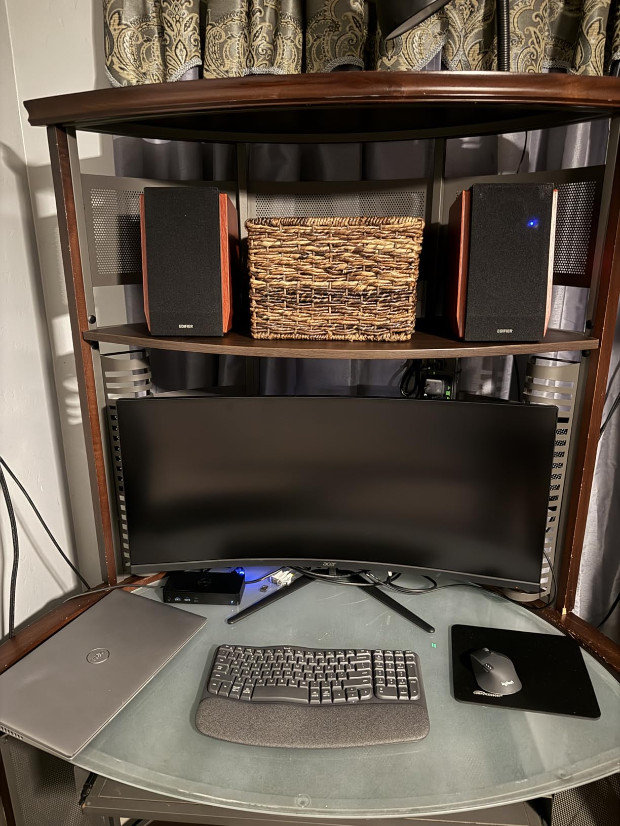 Edifier R1700BTs Active Bluetooth Bookshelf Speakers - 2.0 Wireless Near Field Studio Monitor Speaker - 66w RMS with Subwoofer Line Out customer photo 2