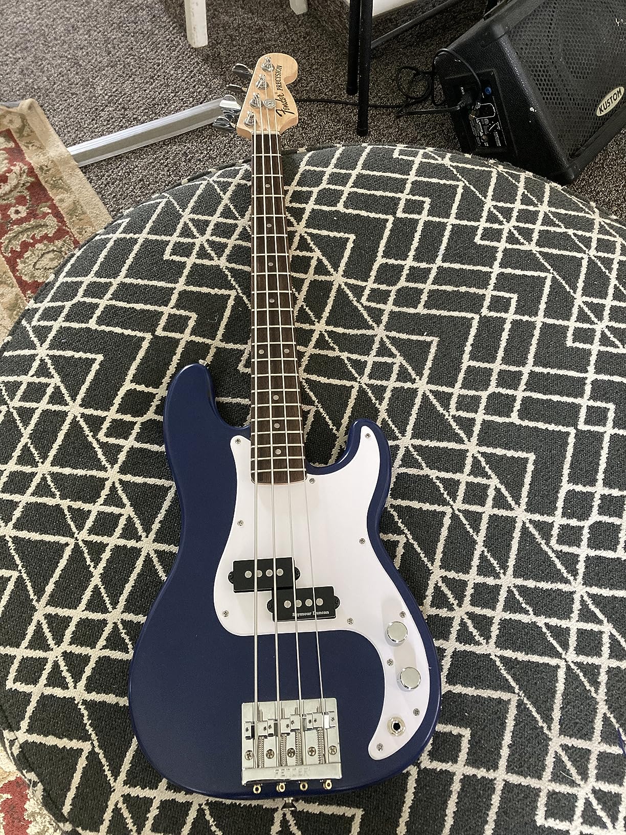 Squier Mini Precision Bass, Black, Laurel Fingerboard customer photo 2