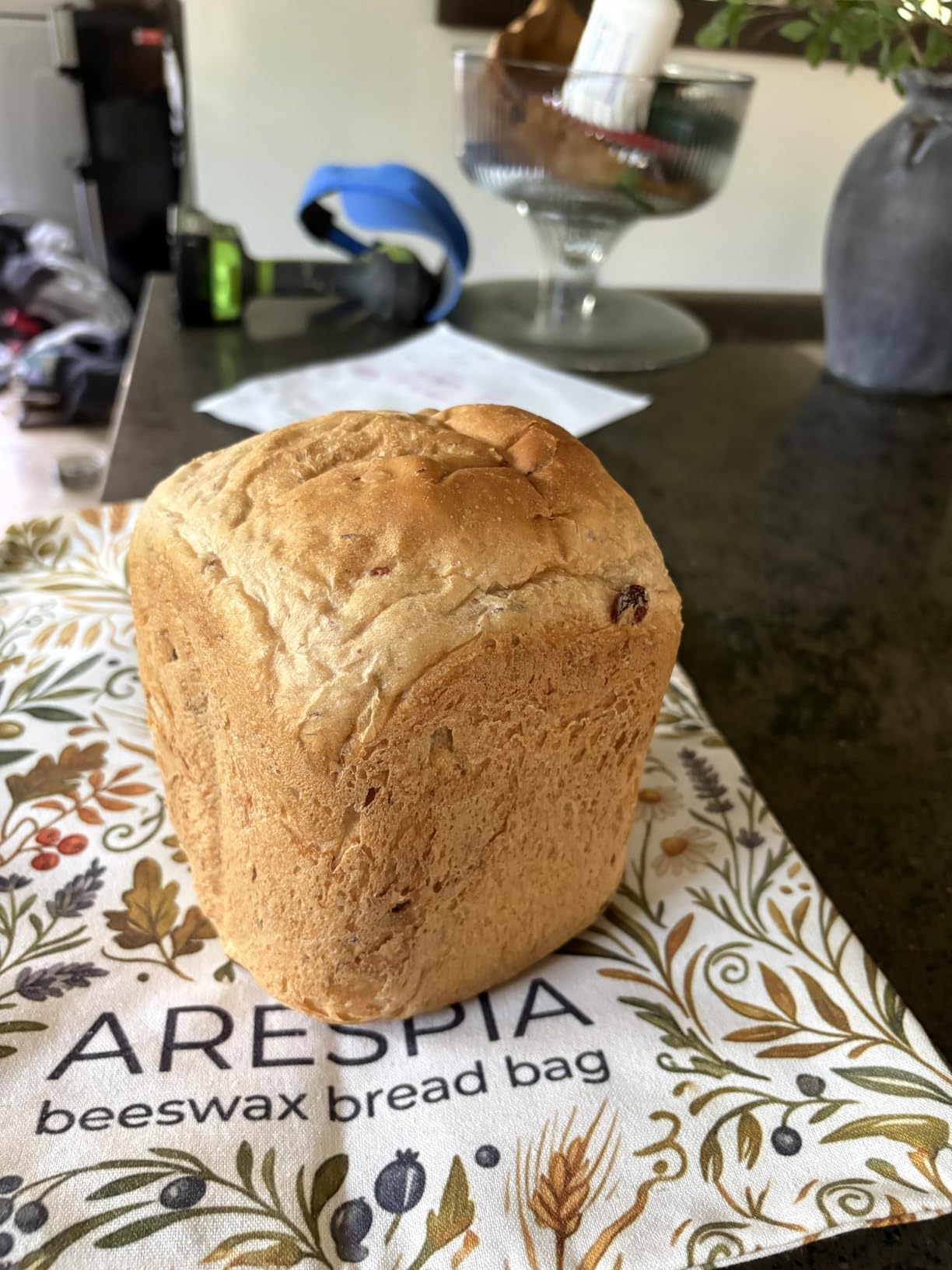 Elite Gourmet Programmable Bread Maker, 2 lb Loaf, 3 Sizes, 19 Presets incl. Gluten-Free, Dough & Jam, Delay Timer, Black customer photo 2
