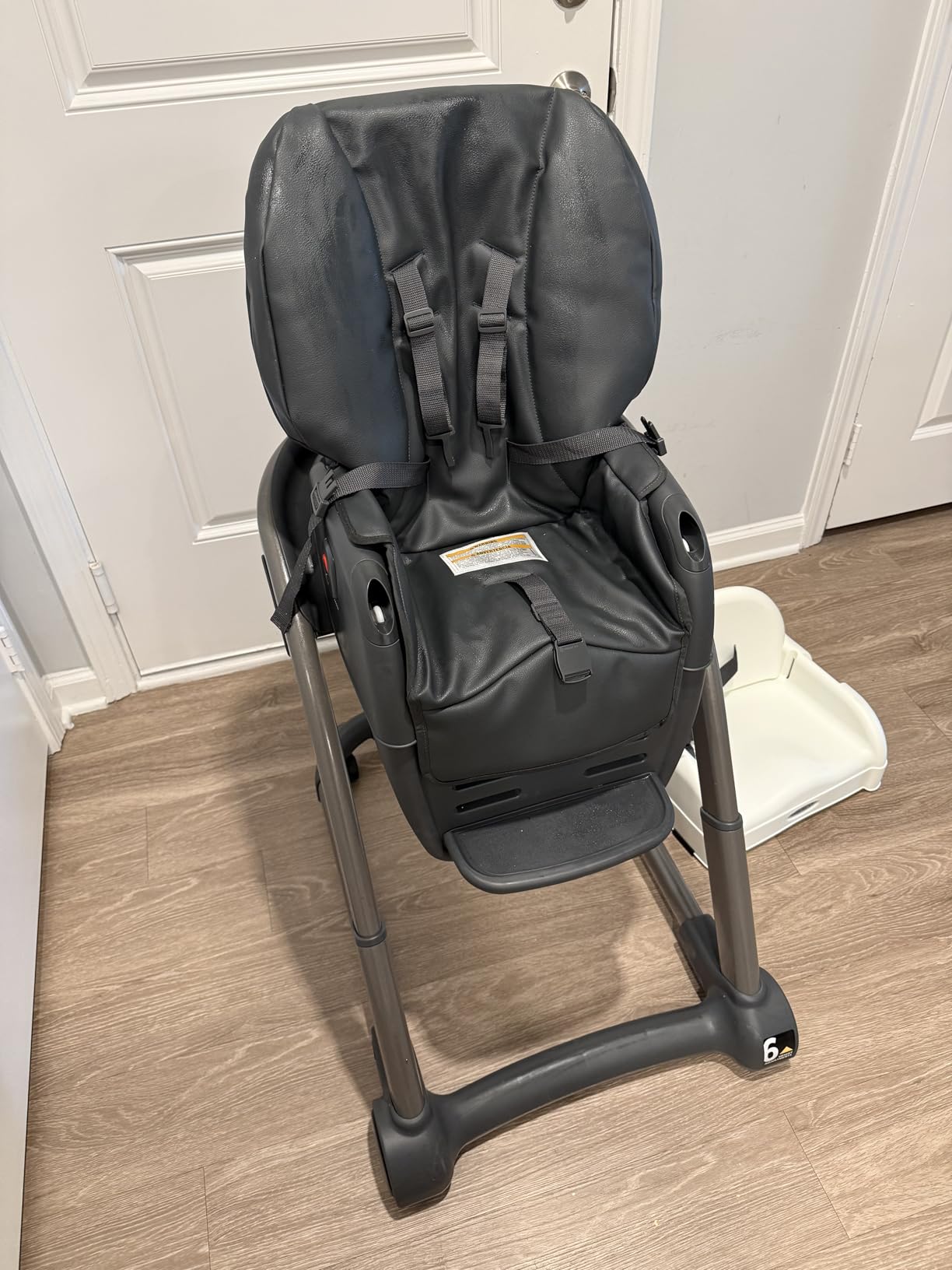 Graco Blossom 6 in 1 Convertible High Chair, Redmond customer photo 1