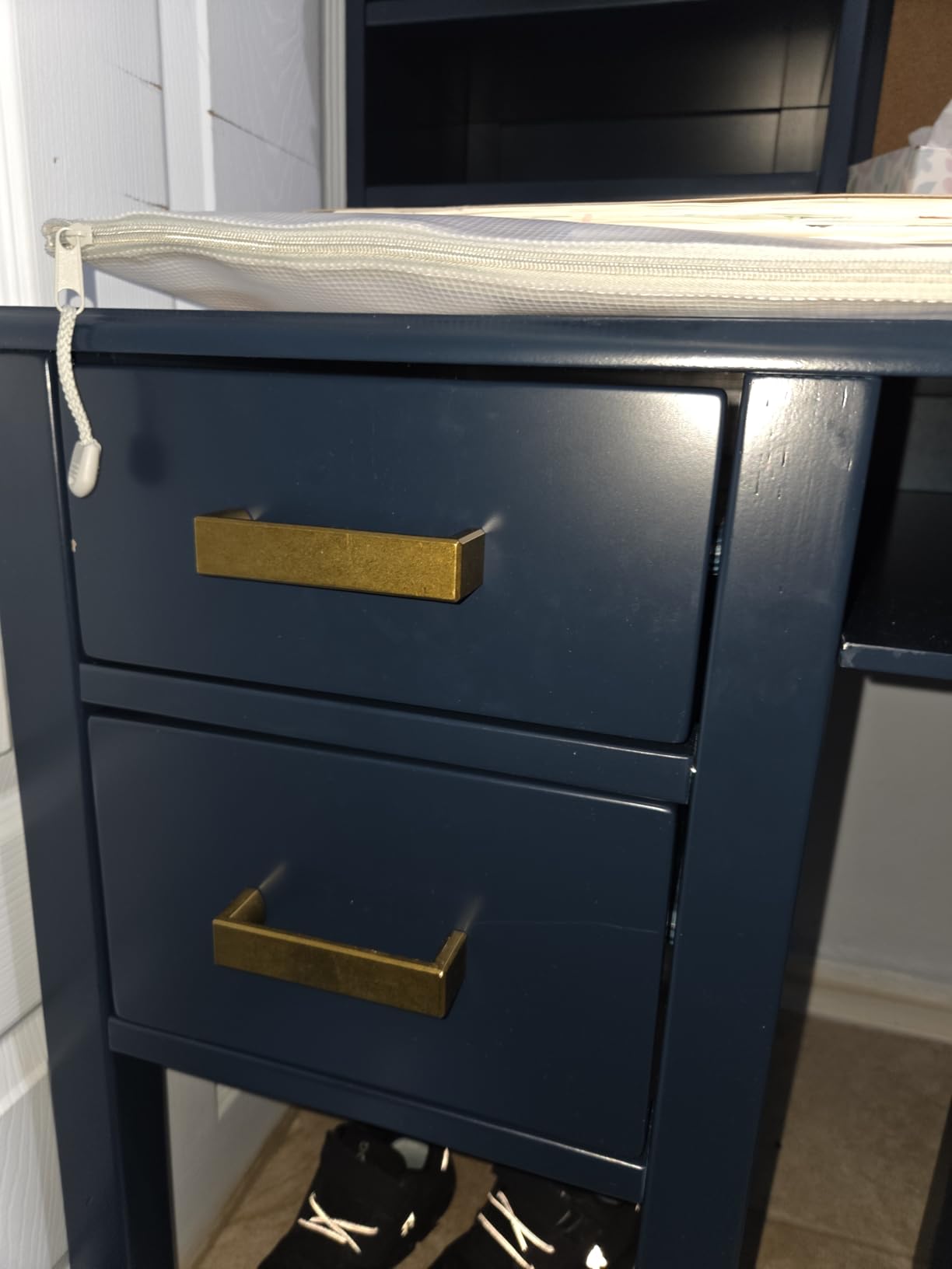 Guidecraft Taiga Kids Desk and Chair Set with Hutch - Navy: Wooden Computer Desk & Workstation | Kids Table with Storage, Drawers and Cubby Shelves, Children's Study Table & Chair Set customer photo 2