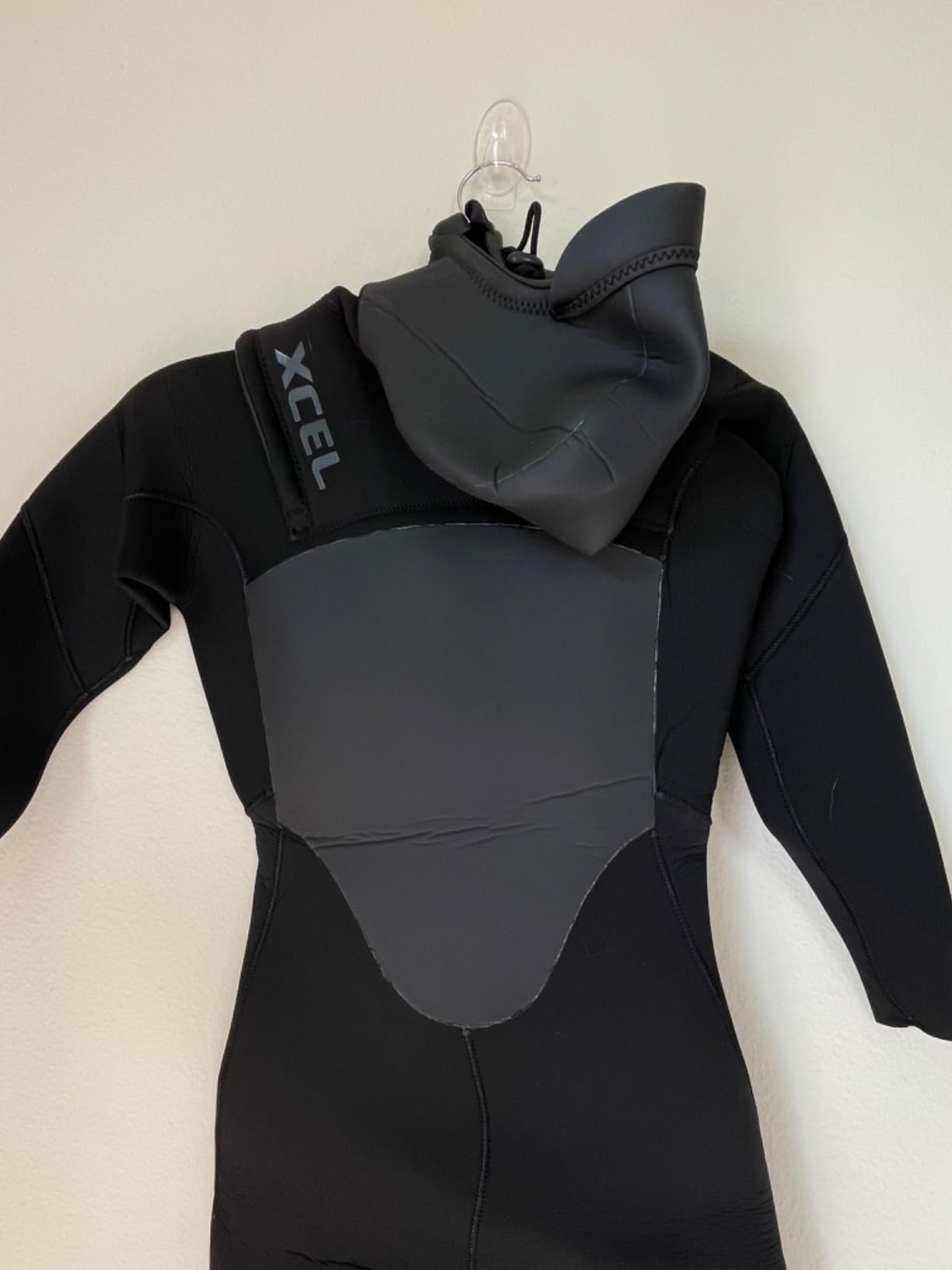 XCEL Women's Axis Hooded Front Zip Full Wetsuit, High-Performance Stretch, Extra Warmth for Cold Water, 5/4mm customer photo 1