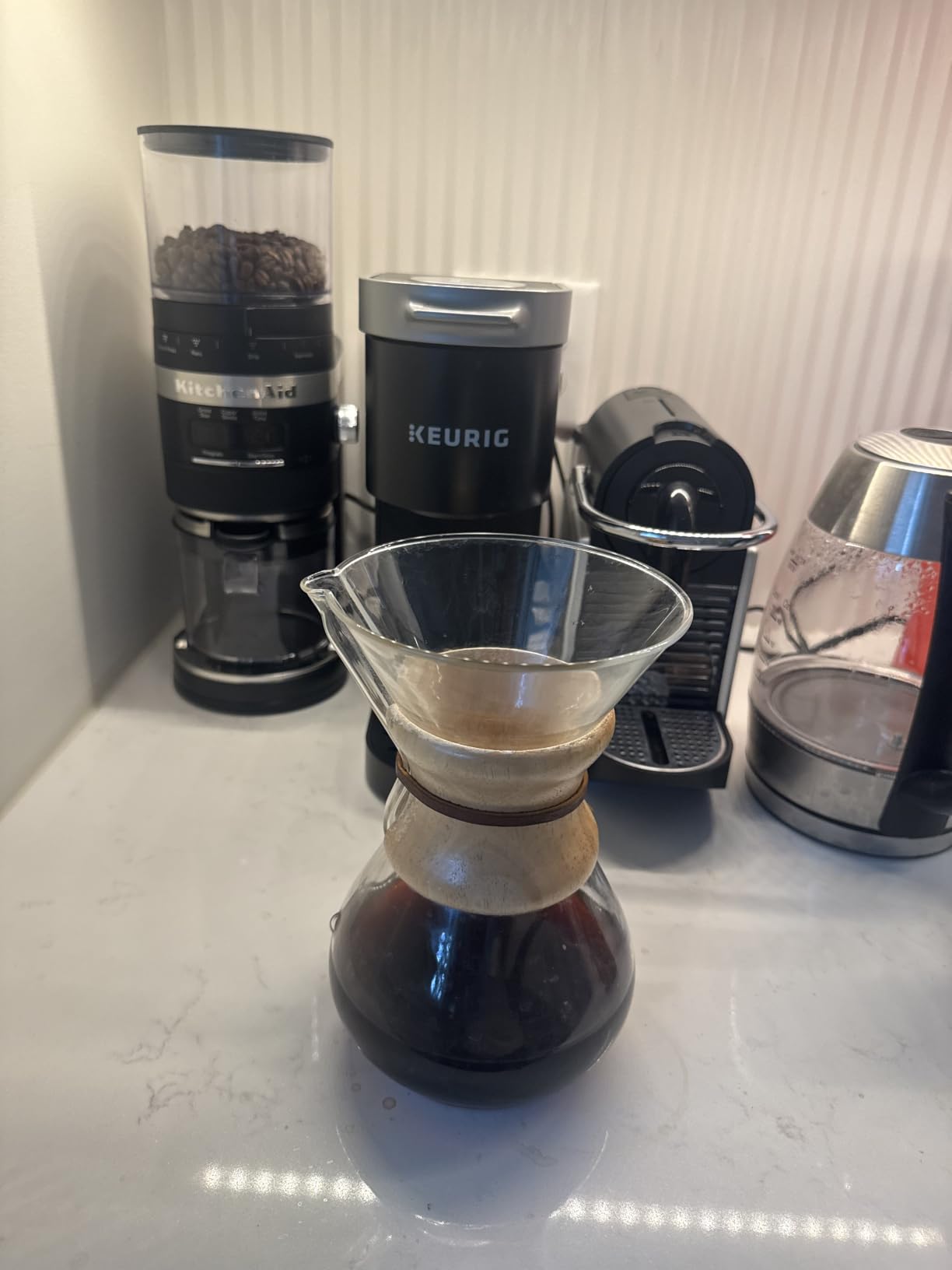 KitchenAid Burr Coffee Grinder, KCG8433, Empire Red | Smart Dosing Technology for Ideal Grounds, 70 Grind Settings for All Brew Methods, Removable matte Hopper for Easy Cleaning customer photo 1