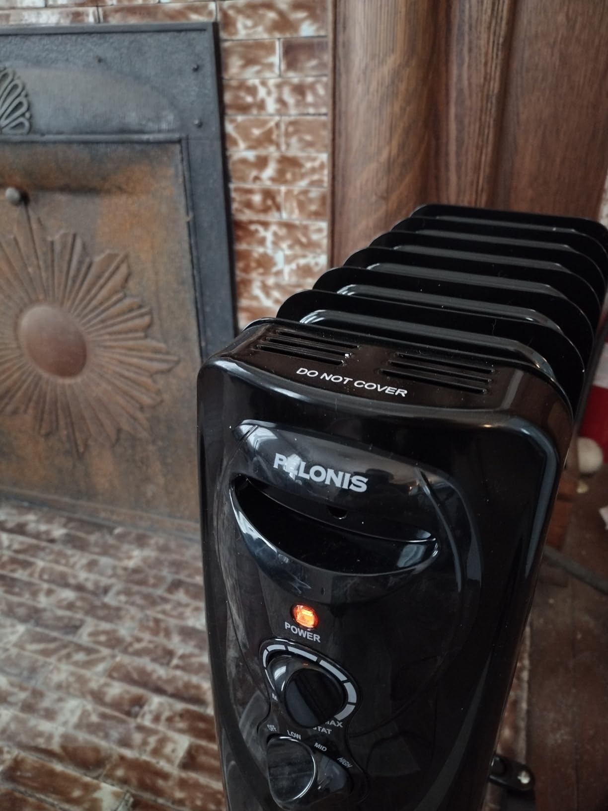 PELONIS Radiator Heater for Large Space, Electric Oil Filled Radiator, Dual Knobs, 1500W, Quiet Space Heater, 3 Modes, Tip-over Protection customer photo 2