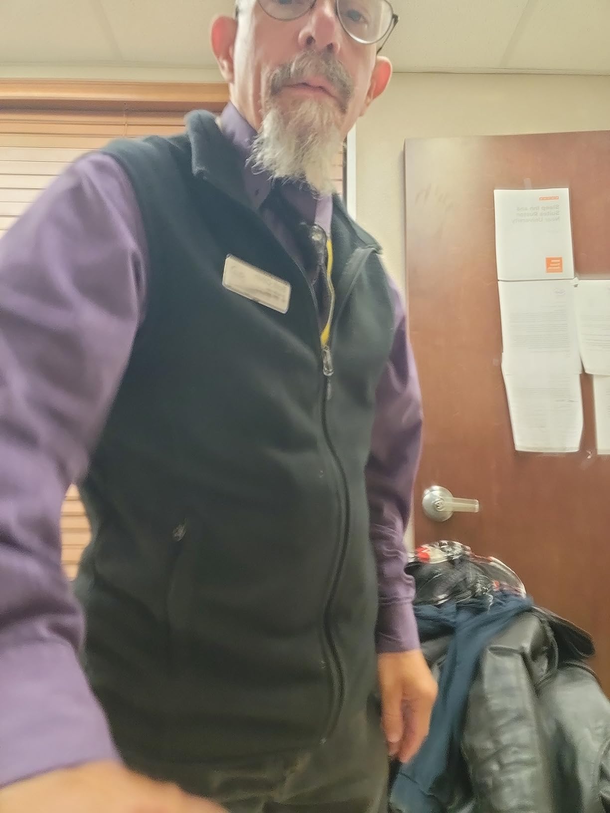 Amazon Essentials Men's Full-Zip Polar Fleece Insulated Vest (Available in Big & Tall) customer photo 2