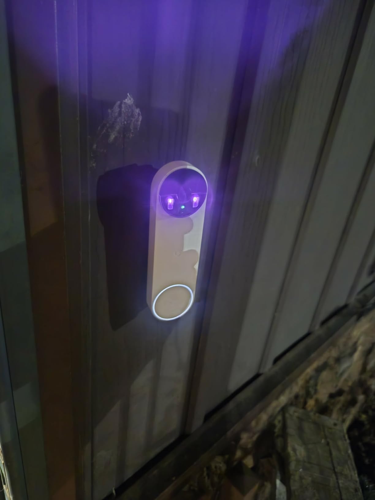Google Nest Doorbell (Battery) - Snow | 6x digital zoom video doorbell, HD, 24/7 live view, Night vision, HDR, works with Google Home and Gemini customer photo 1