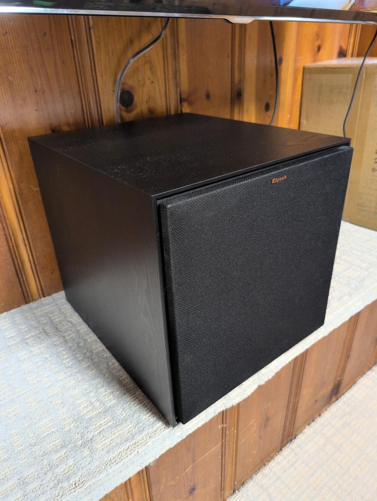 Klipsch Reference Front-Firing Subwoofer with revamped Spun-Copper thermoformed crystalline Polymer woofers customer photo 1