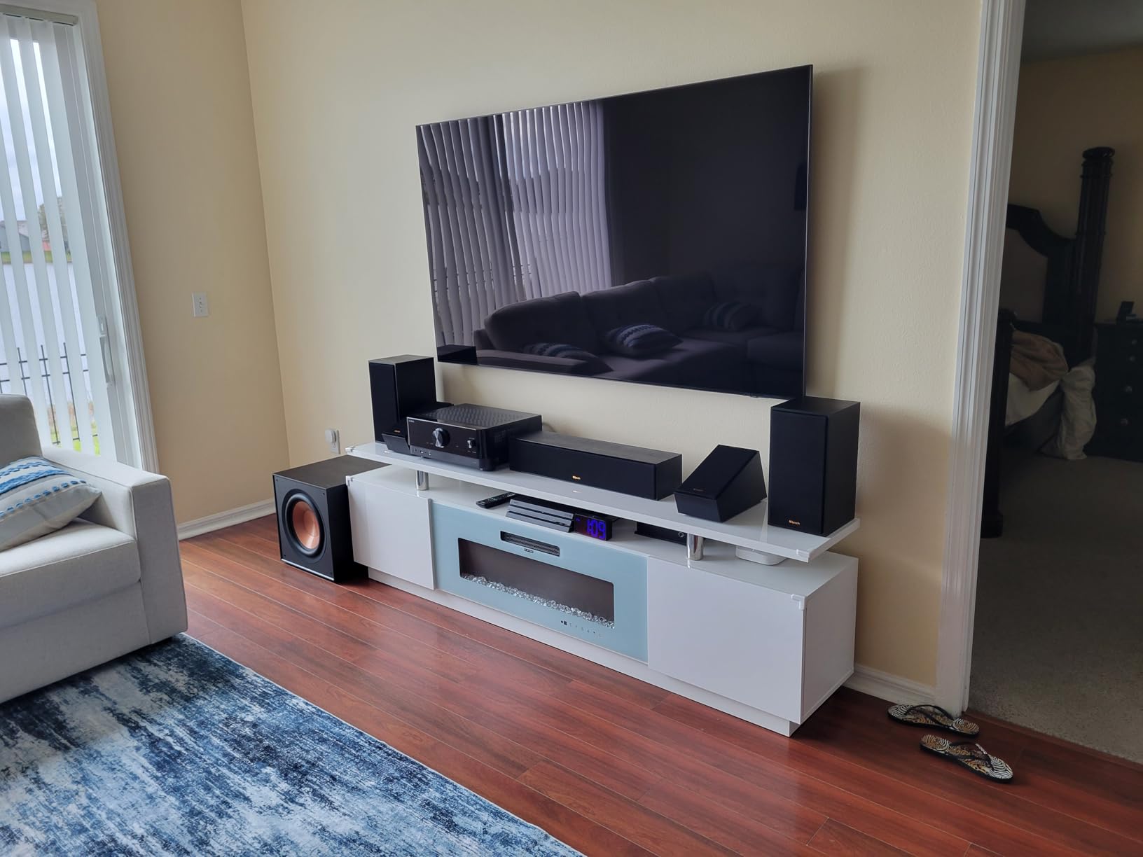 Klipsch Reference Front-Firing Subwoofer with revamped Spun-Copper thermoformed crystalline Polymer woofers customer photo 2