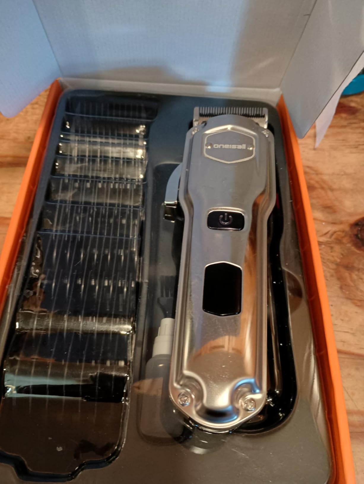 Dog Clippers for Grooming Thick Heavy Coats | Low Noise, Rechargeable Cordless, Detachable Stainless Steel Blade, IPX7 Waterproof, 10 Guide Combs, for Thick/Double/Curly Hair customer photo 1