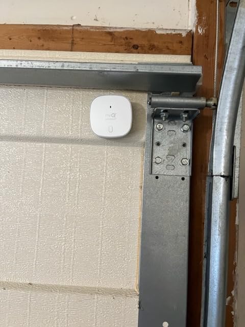 Liftmaster myQ Smart Garage Control - Wireless Garage Hub and Sensor with WiFi & Bluetooth - Smartphone Controlled, 821LMC-S, White customer photo 2