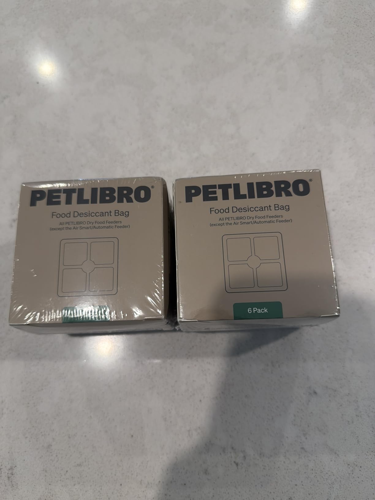 PETLIBRO Automatic Cat Feeder, 5G WiFi Automatic Dog Food Dispenser with Freshness Preservation, 5L Timed Pet Feeder with Low Food Sensor, Up to 10 Meals Per Day, Granary Black customer photo 1