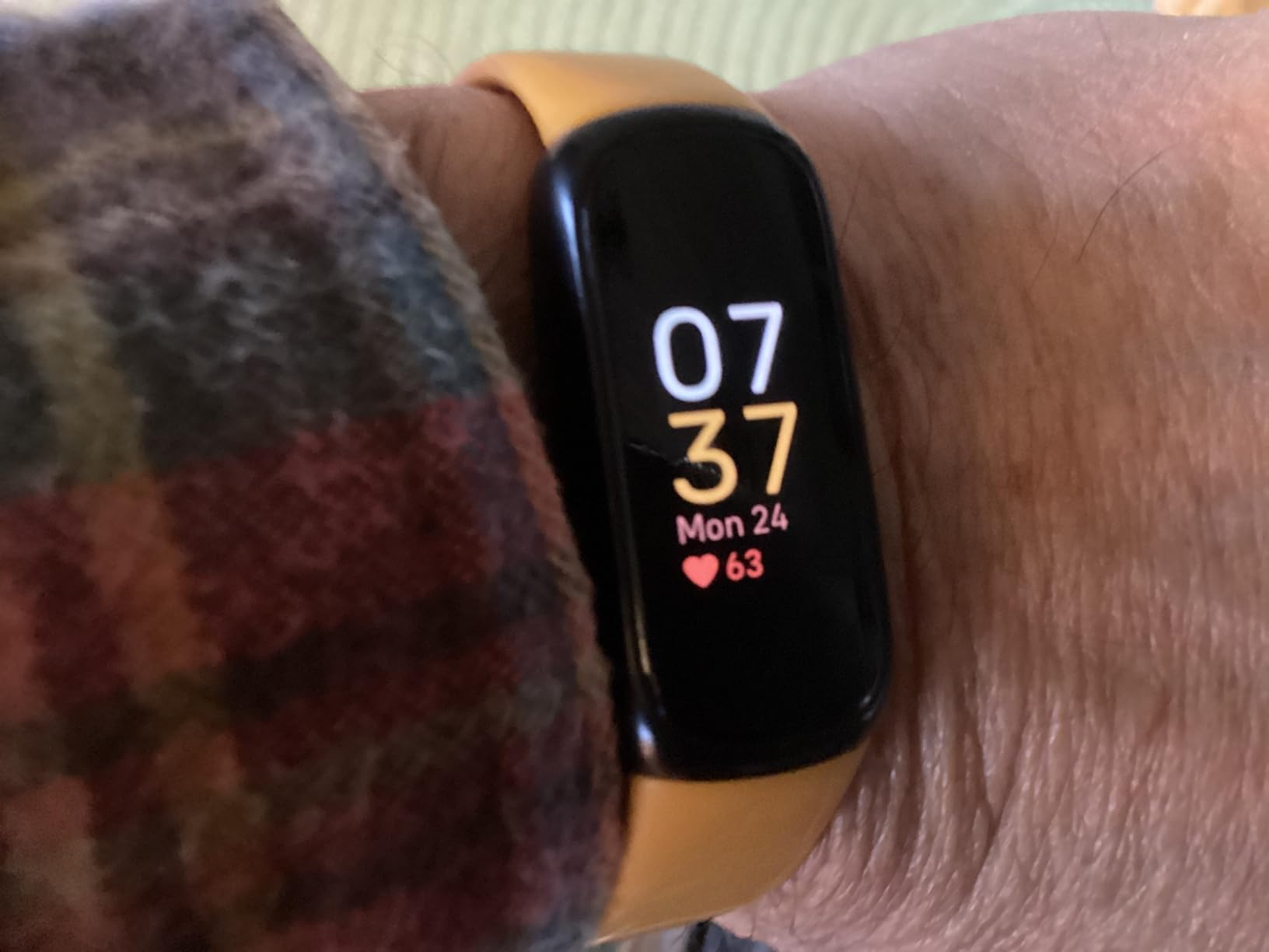 Google Fitbit Inspire 3 - Midnight Zen/Black - Stress management, sleep tracking, 24/7 heart rate, 3-month Google Health Premium membership included customer photo 1