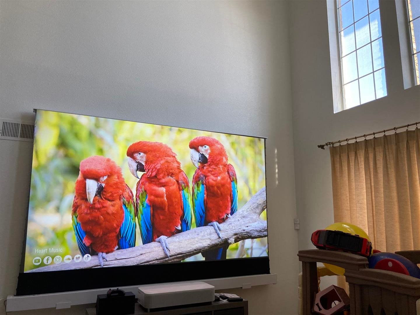 Epson EpiqVision LS800 Ultra Short Throw 3-Chip 3LCD Smart Streaming Laser Projector, 4000 Lumens, 4K PRO UHD, HDR, Android TV customer photo 1