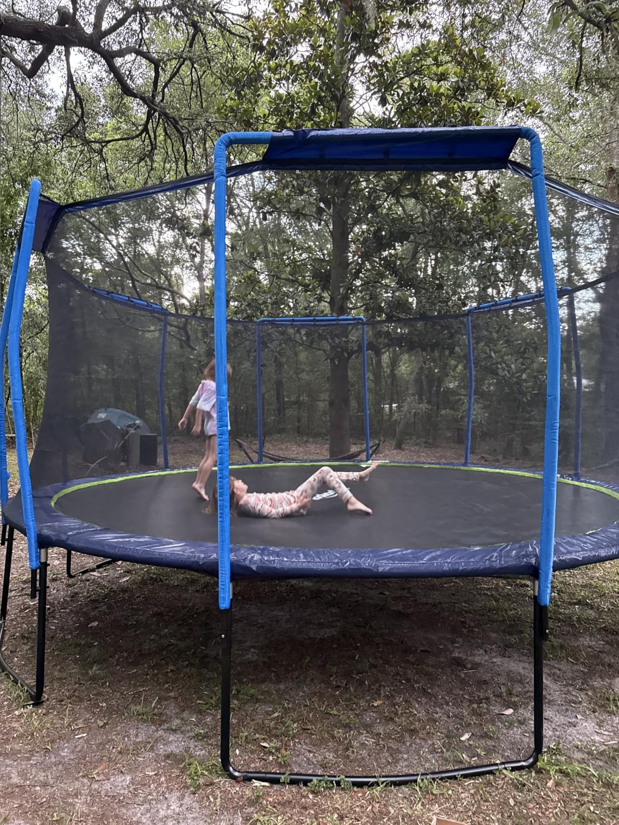 Zupapa 1800LBS Capacity No-Gap Design 16 15 14 12 10FT Trampoline with Safety Enclosure Net and Non-Slip Ladder 10-Year Quality Assurance Perfect for Kids Family Outdoor Backyard Fun customer photo 1