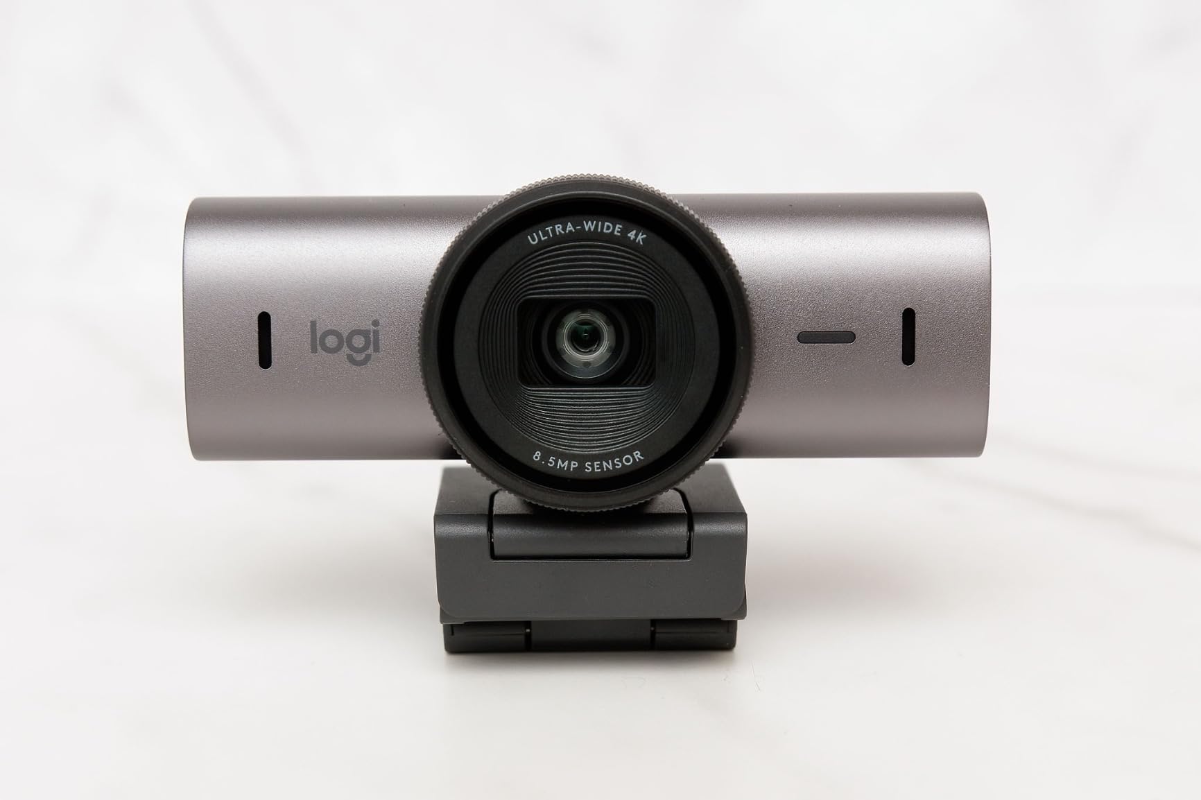 Logitech MX Brio Ultra HD 4K Webcam for Collaboration and Streaming, 1080p 60 FPS, Show Mode, Works with Microsoft Teams, Zoom, Google Meet, Nintendo Switch 2, Graphite customer photo 1