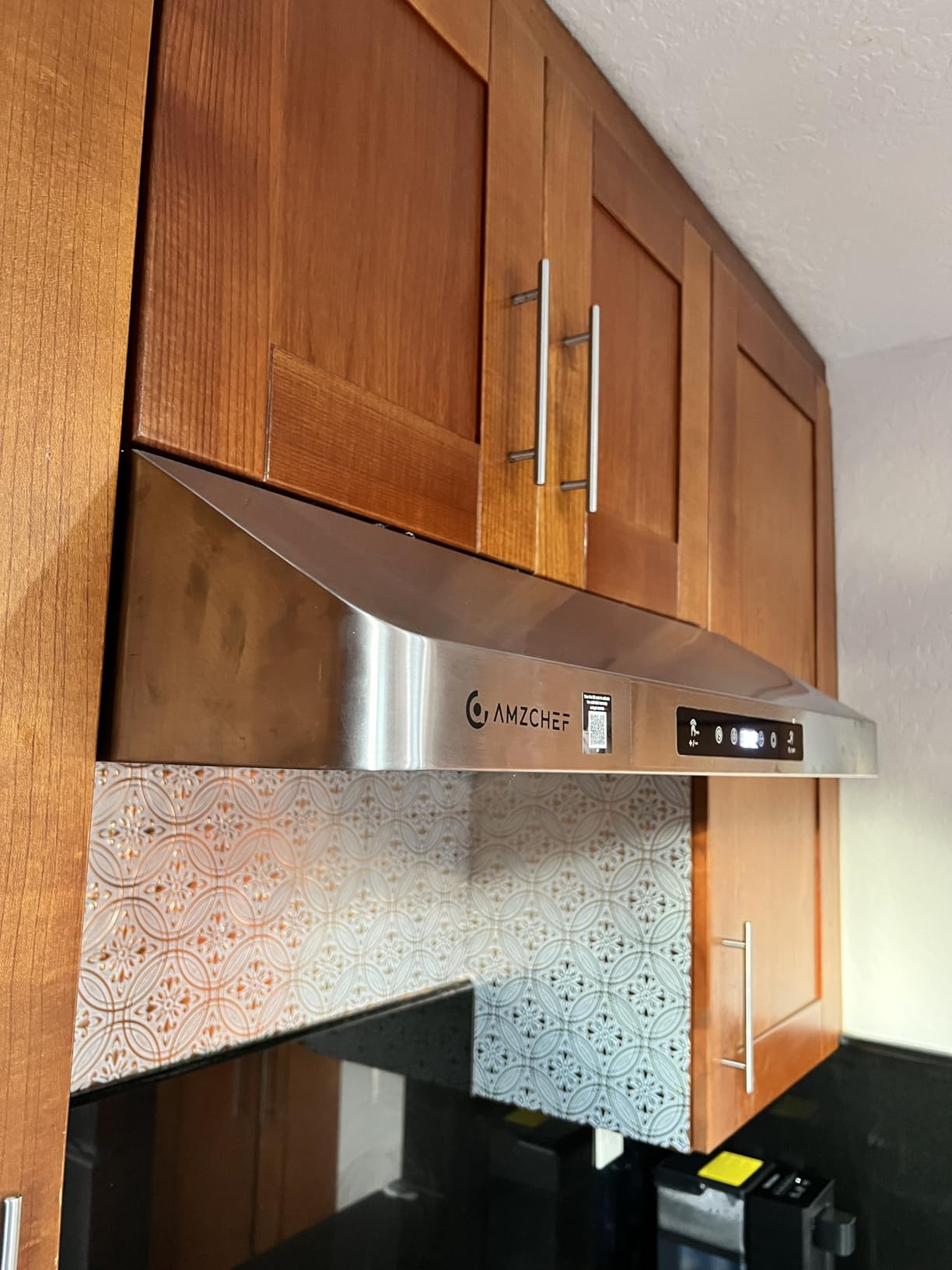 AMZCHEF Under Cabinet Range Hood 30 Inch, 750CFM Stainless Steel Kitchen Stove Vent Hood 3 Speed Exhaust Fan Touch/Remote/Gesture Control LED lights Time Setting Dishwasher-Safe Baffle Filters customer photo 1