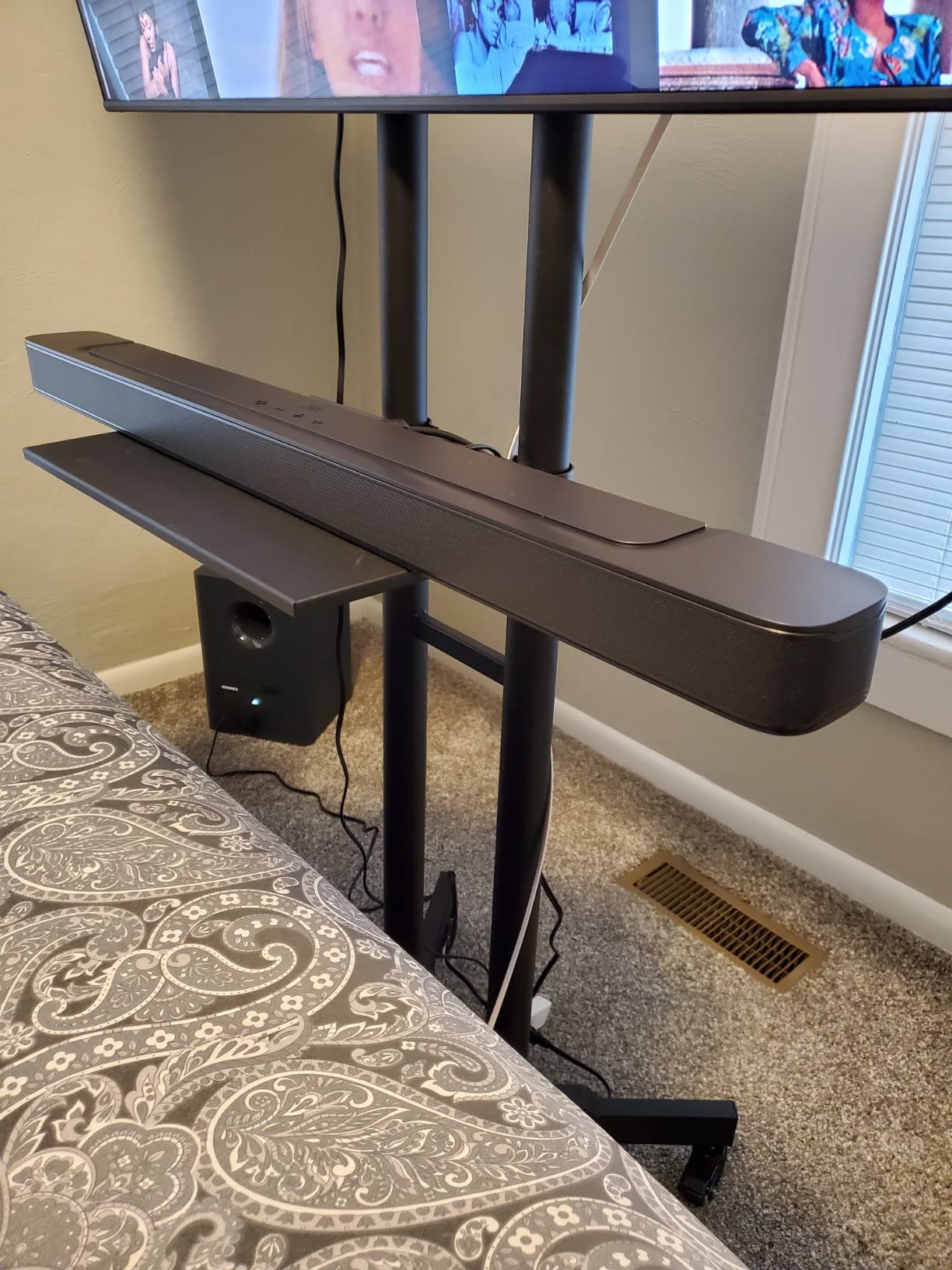 JBL Bar 2.1 Deep Bass (MK2) - 2.1 Channel soundbar with Wireless subwoofer (6.5''), 300W Max Output, Bluetooth Enable (Black) customer photo 1