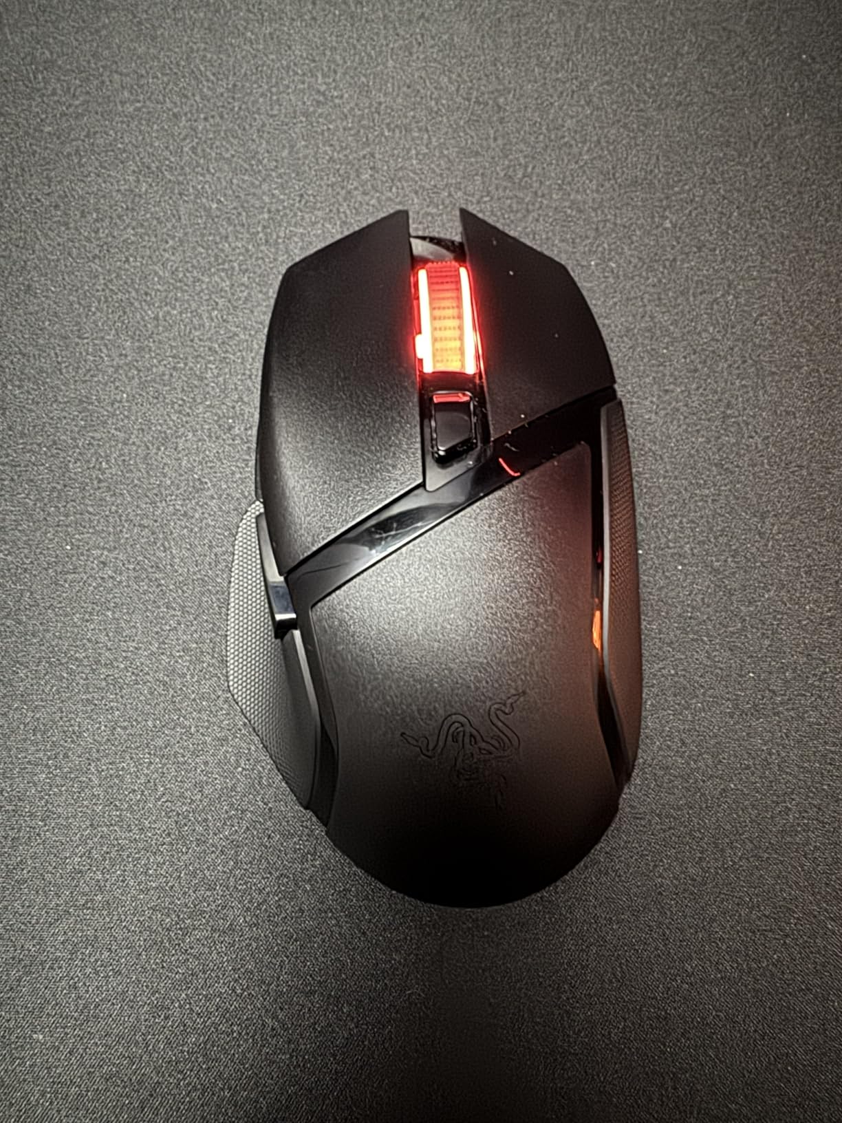 Razer Basilisk V3 X HyperSpeed Customizable Wireless Gaming Mouse: Mechanical Switches Gen-2, 5G Advanced 18K Optical Sensor, Chroma RGB, 9 Programmable Controls, 285 Hr Battery - Classic Black customer photo 2