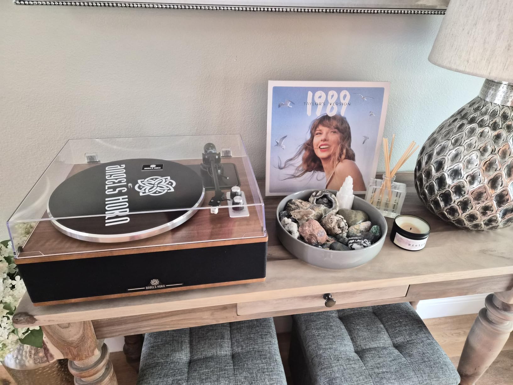 ANGELS HORN Bluetooth Vinyl Record Player with Built-in Speakers, AT-3600L | All in One Vinyl Turntable, Built in Phono Preamp, Magnetic Cartridge, Belt Drive 2-Speed, for Beginners, Music Lovers customer photo 2