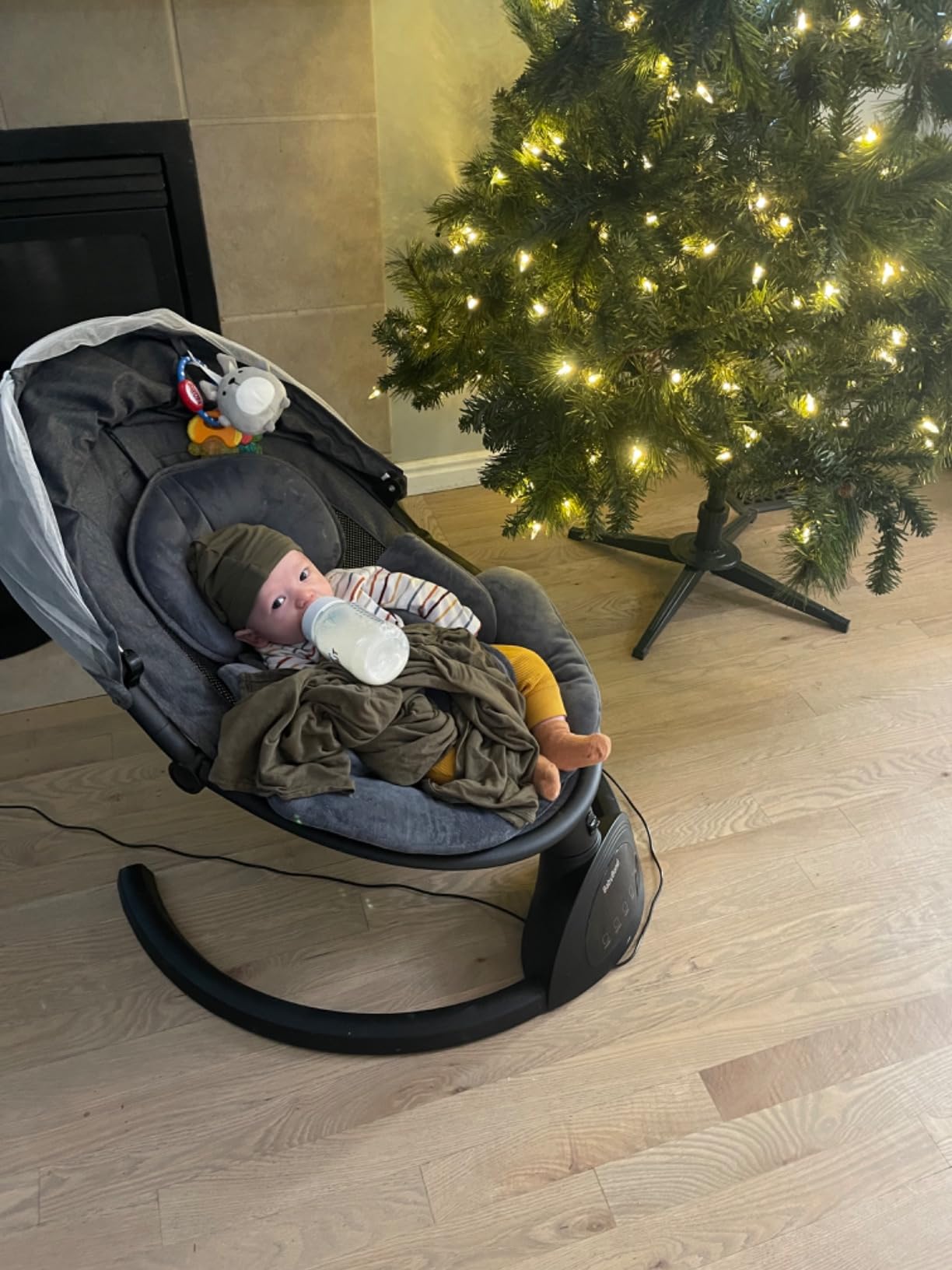 BabyBond Baby Swings for Infants, Bluetooth Infant Swing with Music Speaker | Baby Swing with 3 Seat Positions, 5-Point Harness, 5 Speeds and Remote Control - Portable Baby Swing for Indoor and Outdoor customer photo 2
