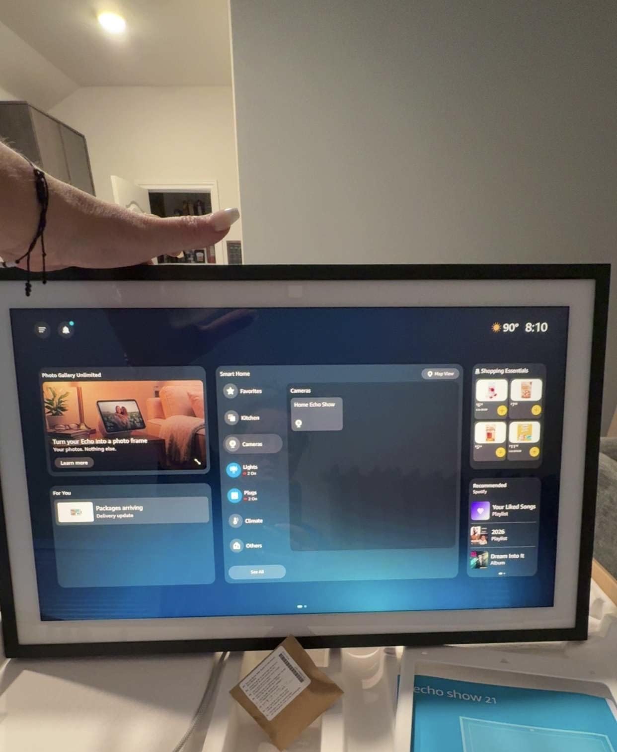 Like-New Amazon Echo Show 15 (newest model), Full HD 15.6