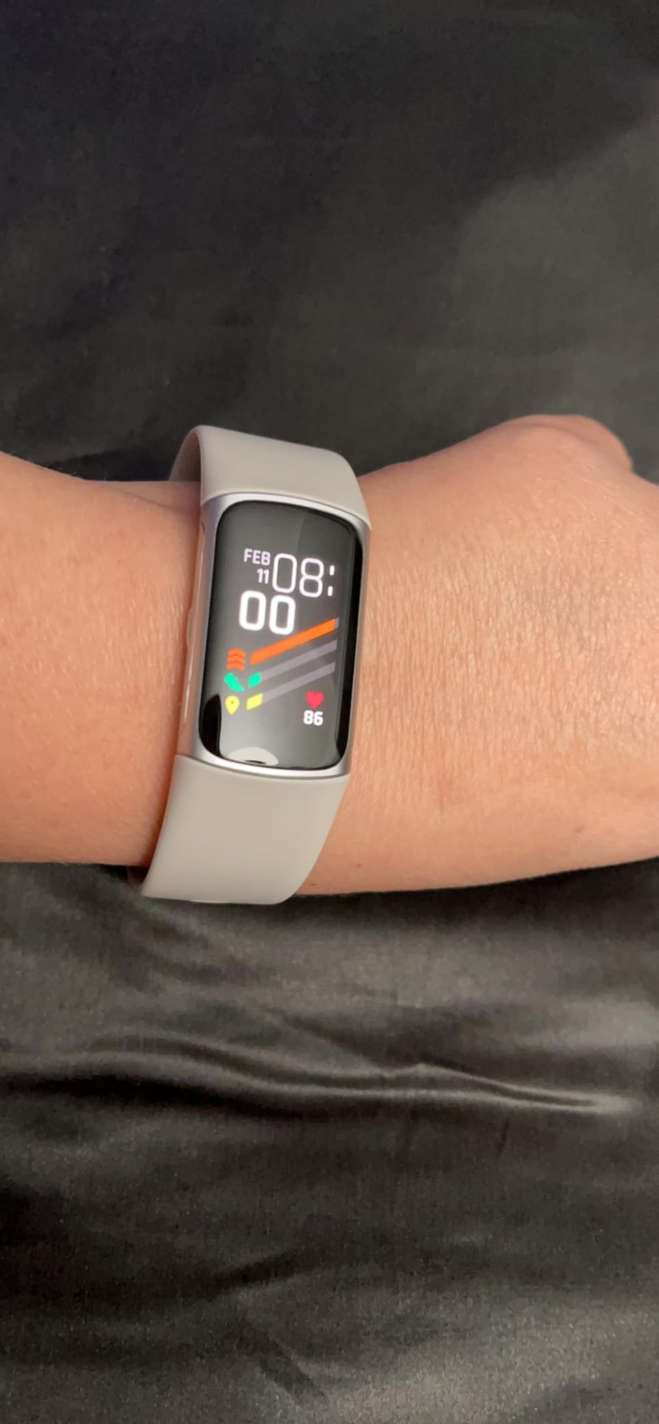 Fitbit Charge 6 Fitness Tracker with Google Apps - Heart Rate on Exercise Equipment - 3-Month Google Health Premium Membership Included - Obsidian/Black - Small&Large Bands Included customer photo 2