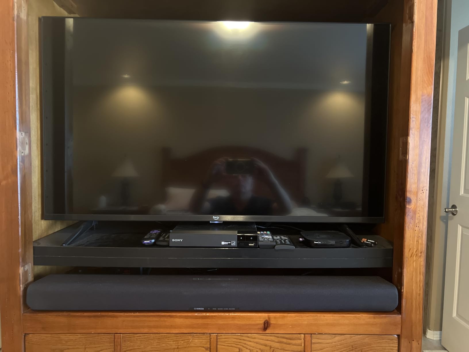 Yamaha SR-B30A Sound bar with Built-in Subwoofers, Dolby Atmos Sound bar for TV, Home Theater Sound System for TV, Bluetooth, Black customer photo 2