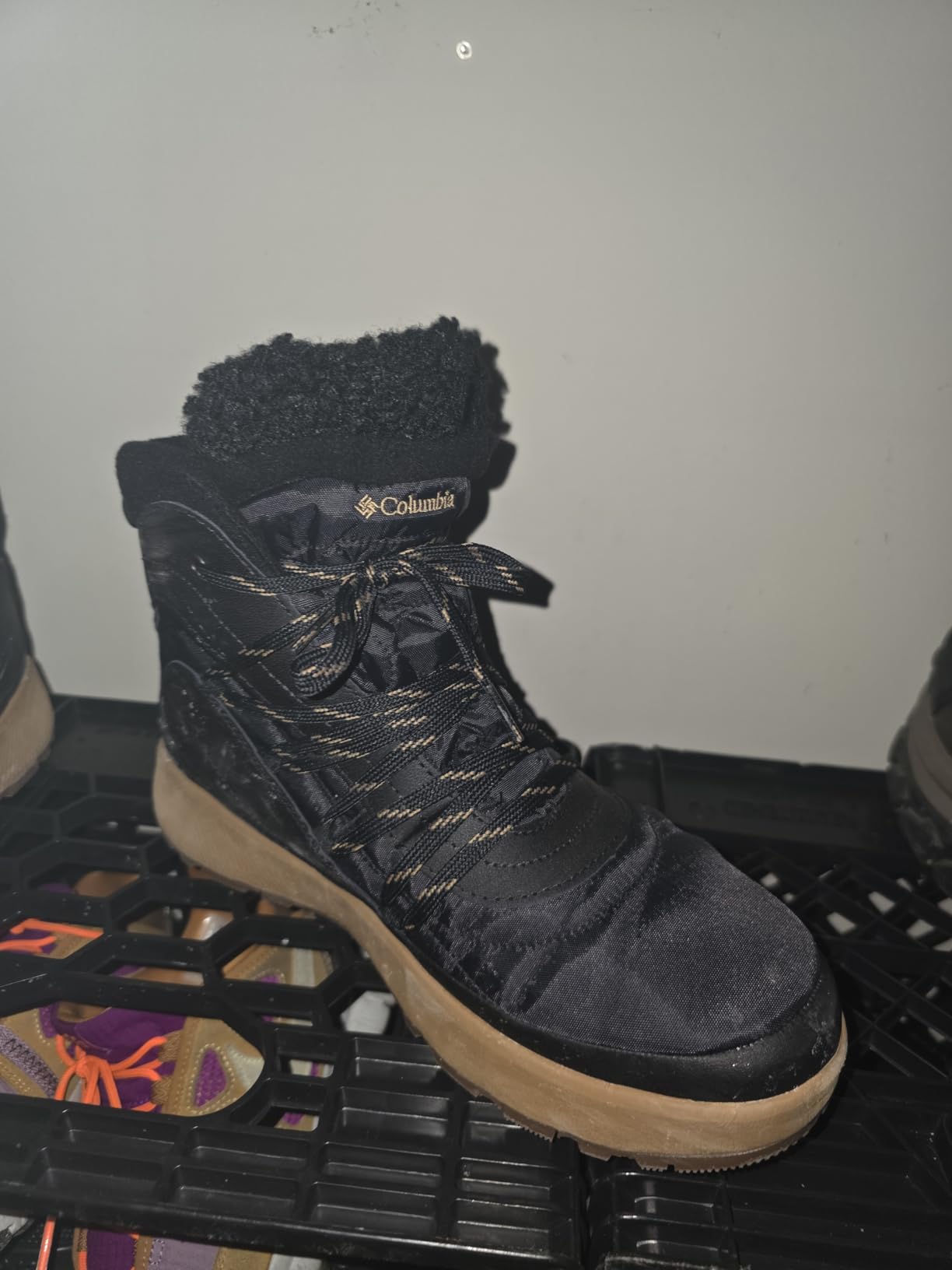 Columbia Women's Red Hills Omni-Heat Snow Boots customer photo 1