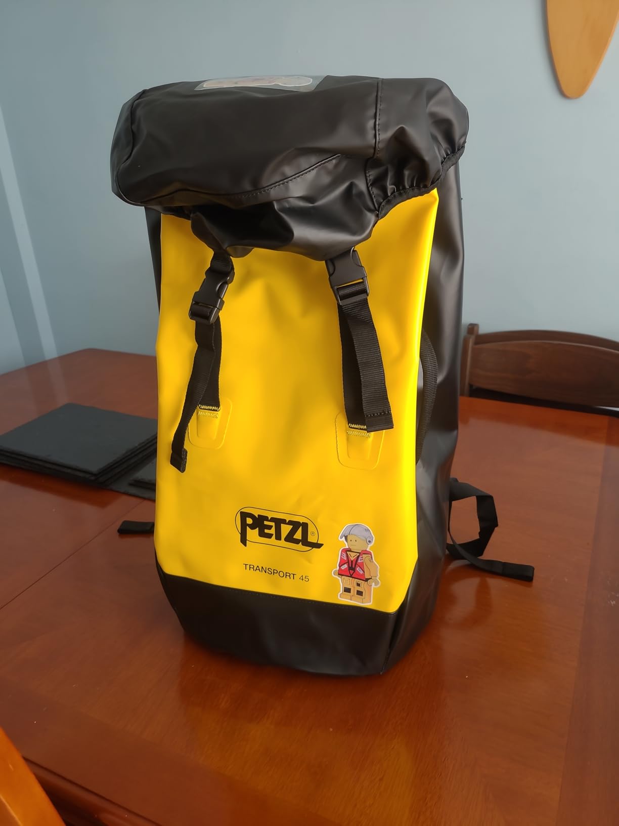 PETZL Pack TRANSPORT 30L Black customer photo 1