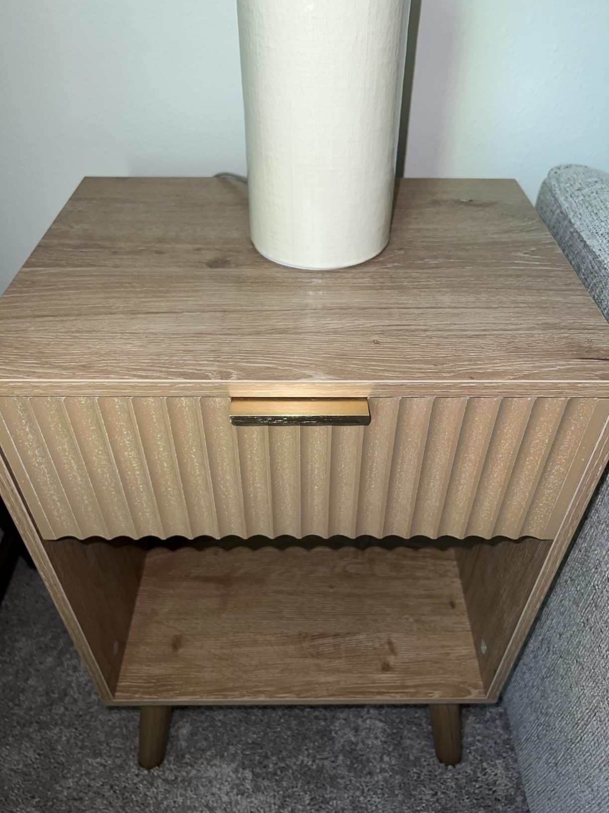 Fultyle Mid Century Modern Nightstand, Wood Bedside Table with Drawer and Open Storage, End Table Living Room Fluted Night Stand with Solid Wood Legs for Bedroom (Rustic Brown) customer photo 2