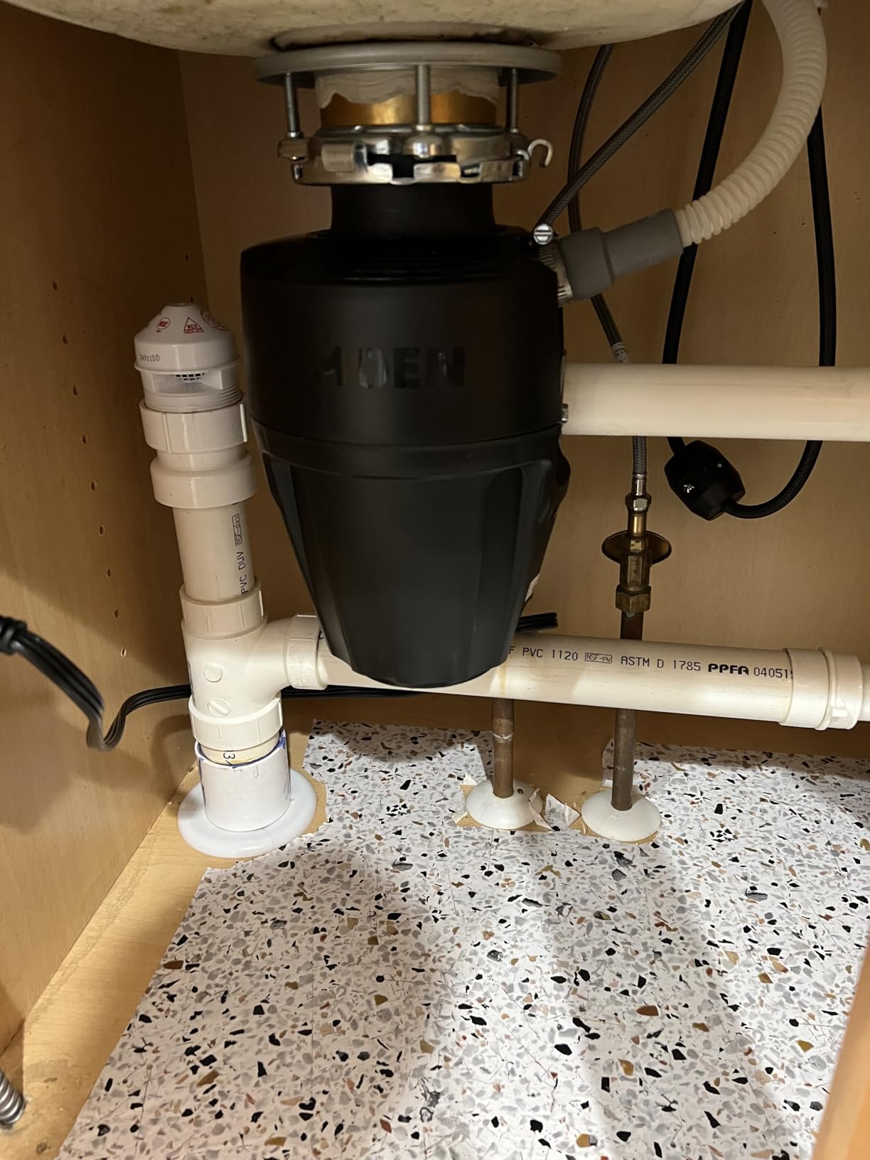 Moen Chef Series 1 HP Continuous Feed Garbage Disposal, Power Cord Included, EX100C customer photo 2