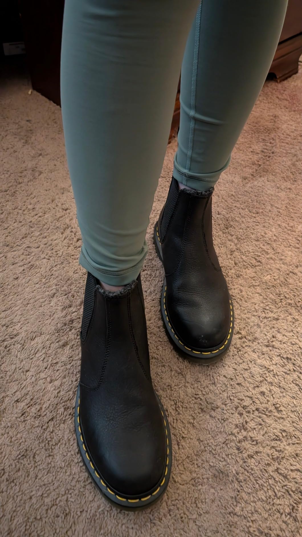 Dr. Martens unisex-adult 2976 Warmwair Grizzly Leather Chelsea Boots customer photo 2