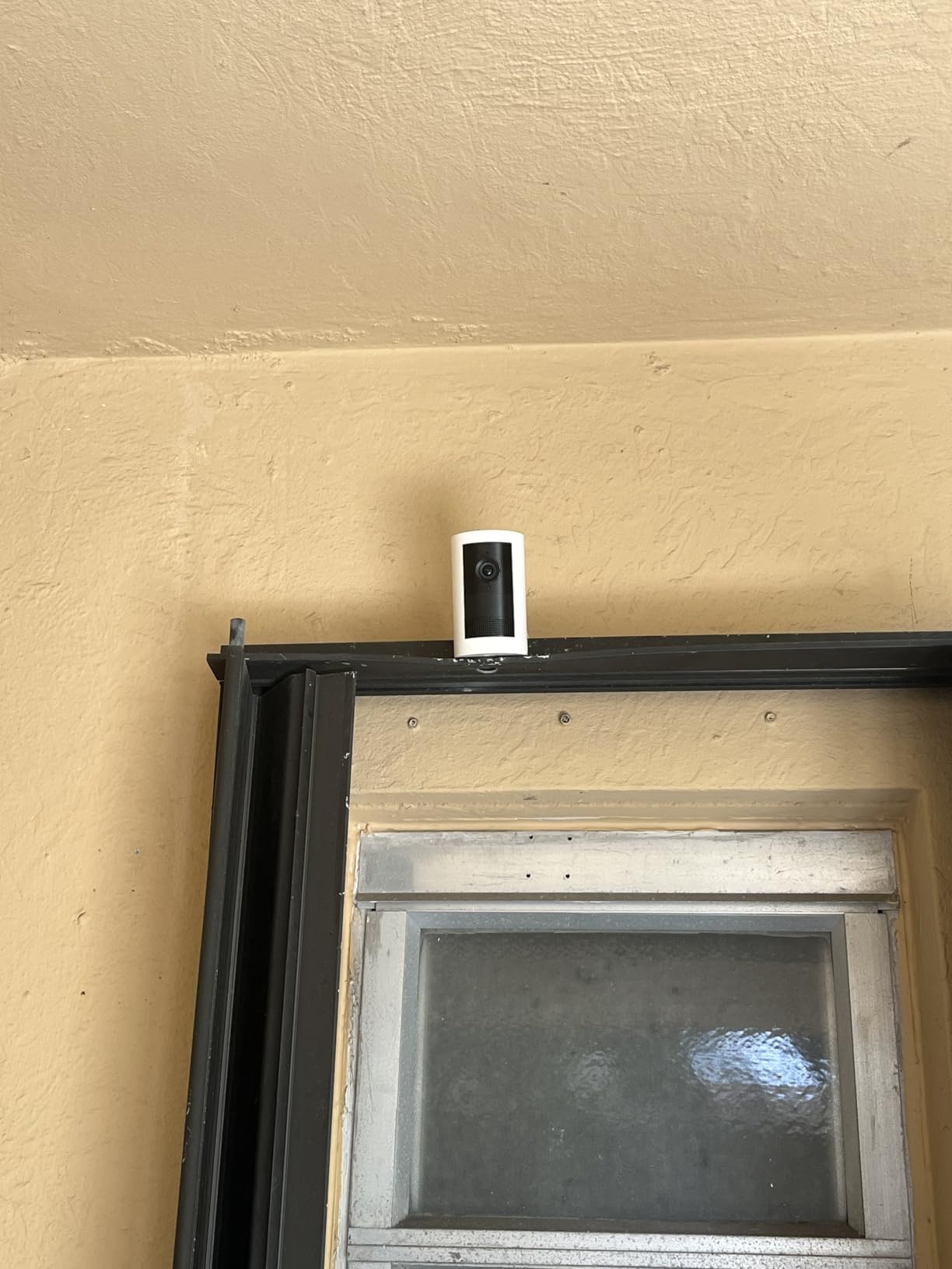 Ring Outdoor Cam Plus, Battery (newest model), Home or business security, Wide-Angle 2K Video with Ring Vision, Low-Light Sight for full-color night vision, Mount-Anywhere Versatility, Black customer photo 2