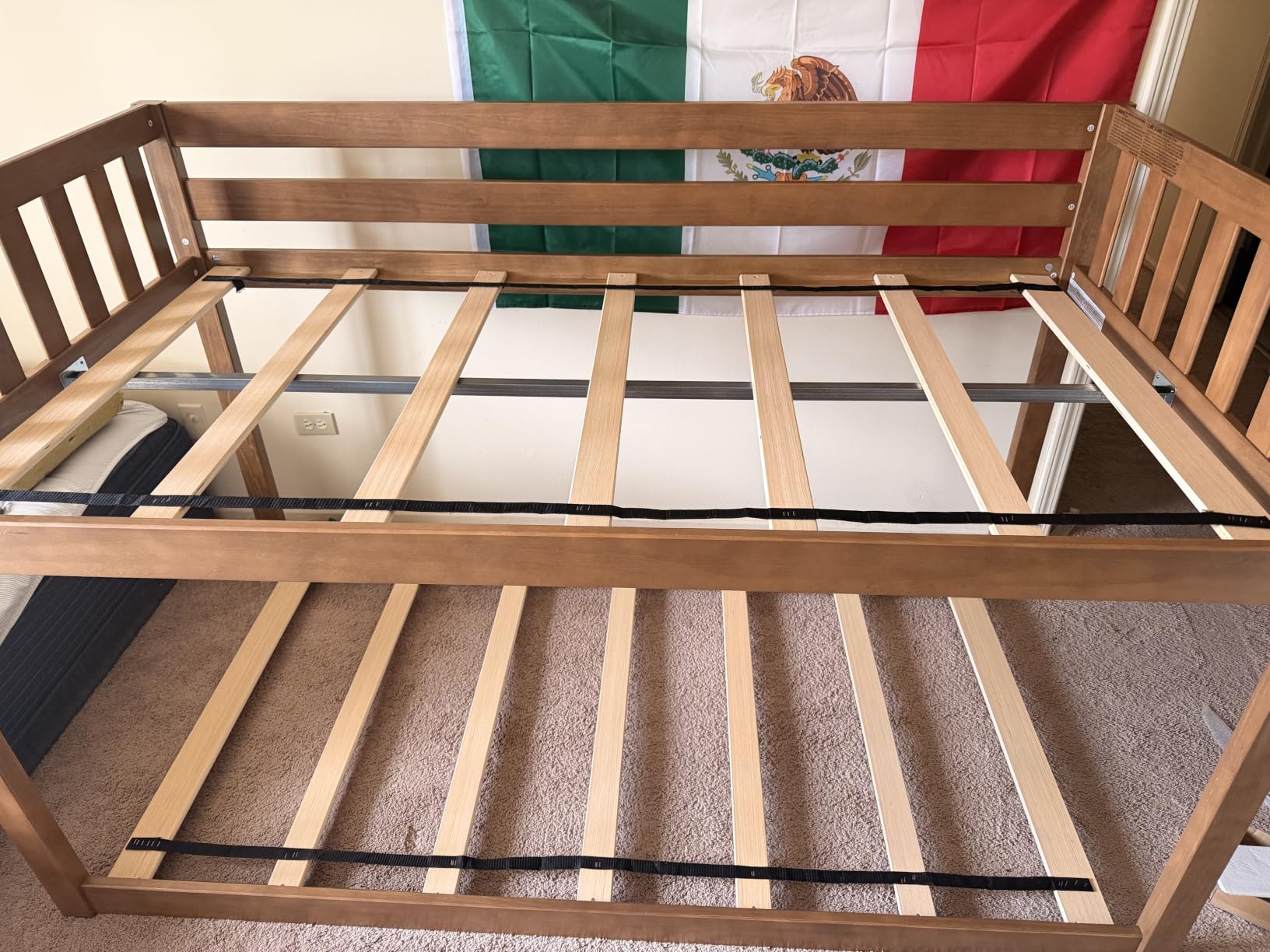 Max & Lily Fundamental Twin Low Bunk Bed, Kids Solid Wood Modern Bed Frame with Strong Wooden Slats, Non-Toxic Finishes, High Weight Capacity, Pecan customer photo 1